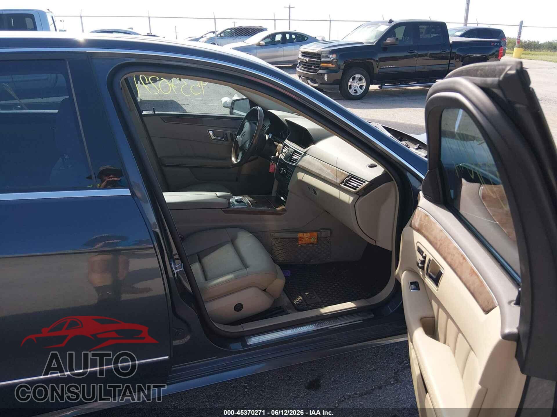MERCEDES-BENZ E 350 2011 - WDDHF8HB2BA493205