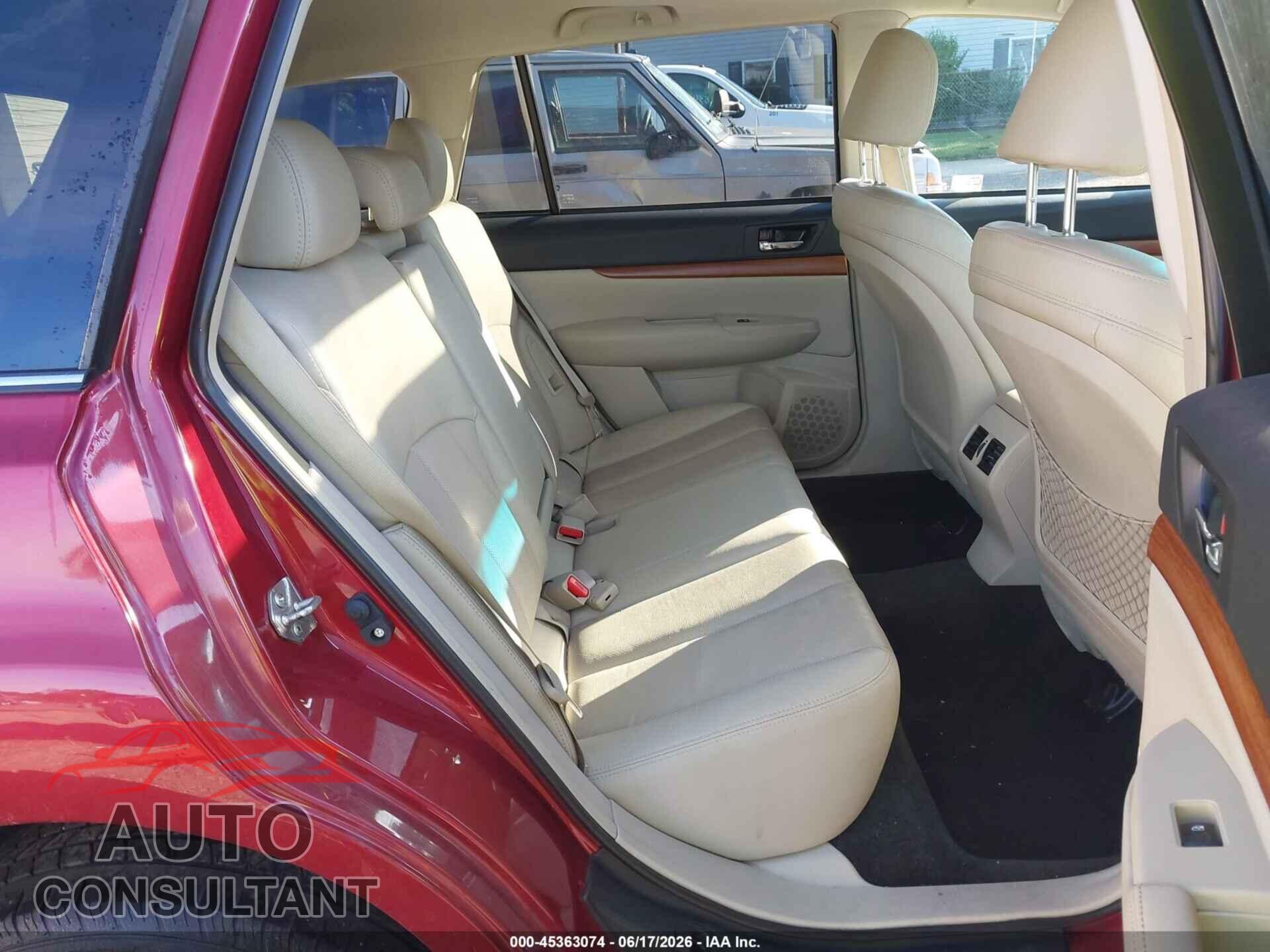 SUBARU OUTBACK 2013 - 4S4BRBLCXD3214686