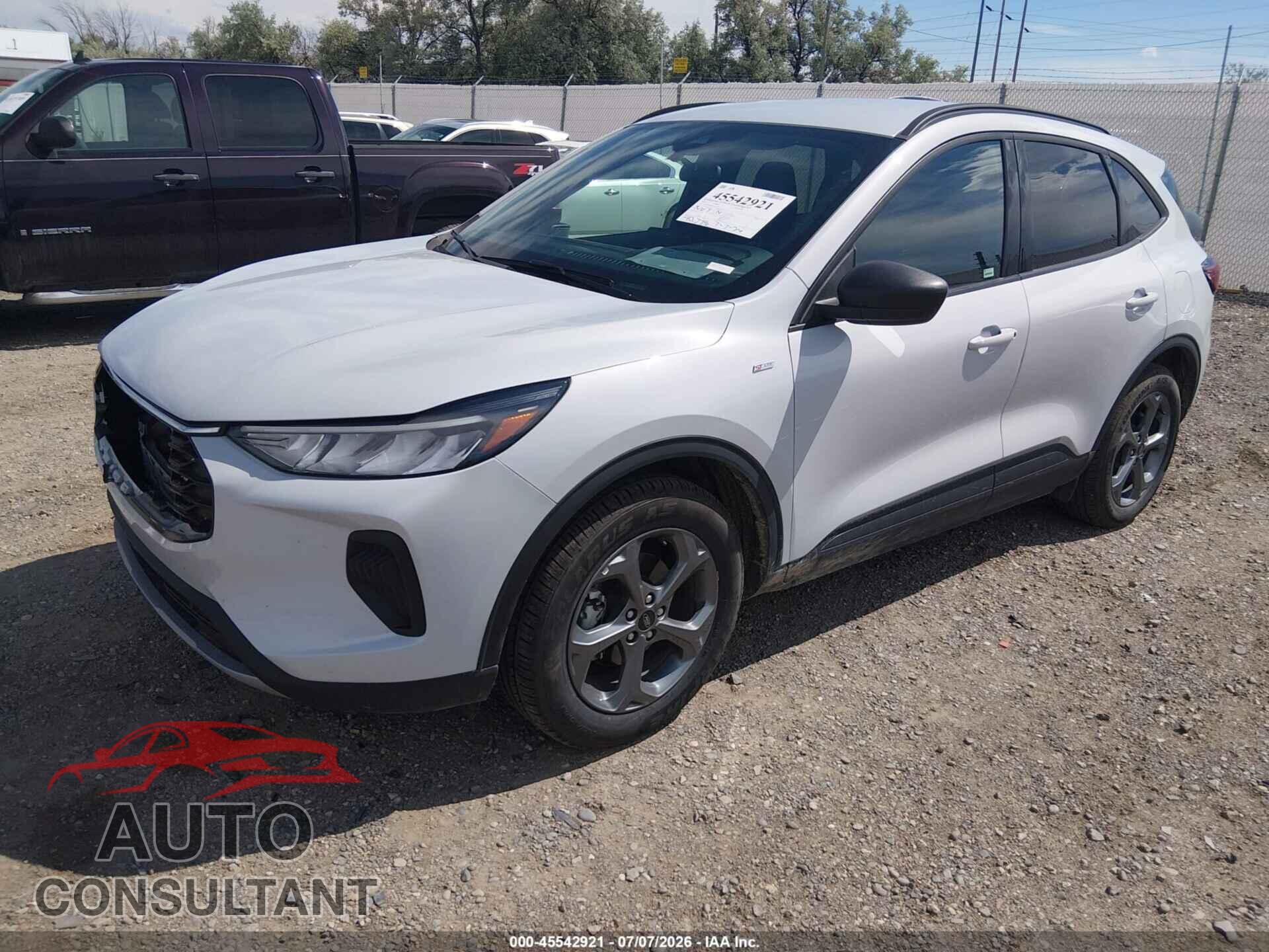 FORD ESCAPE 2025 - 1FMCU0MN3SUA10617