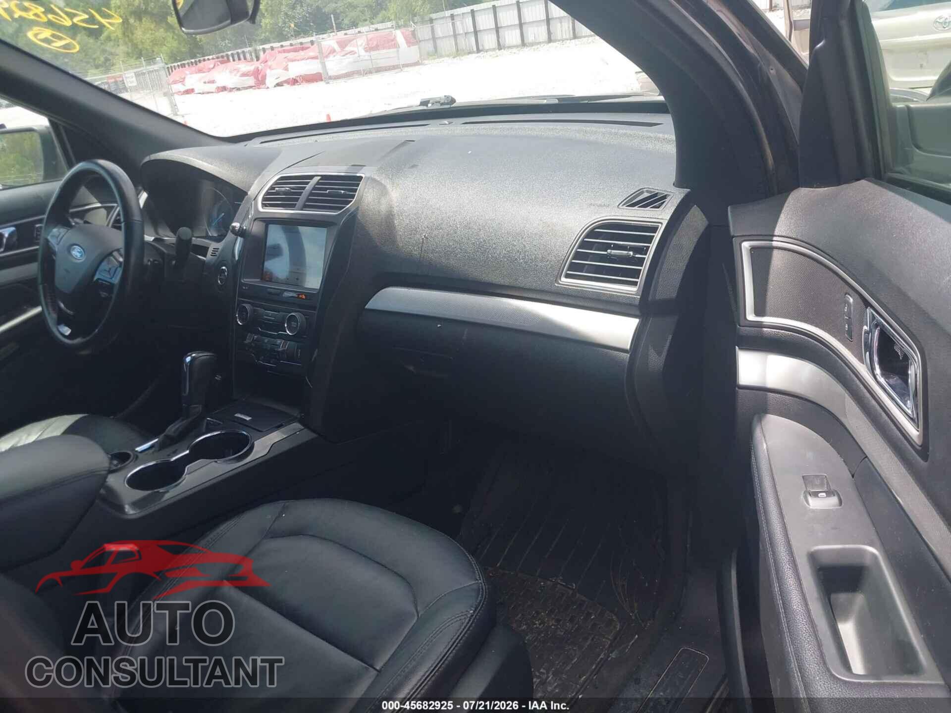 FORD EXPLORER 2017 - 1FM5K7D82HGE08460