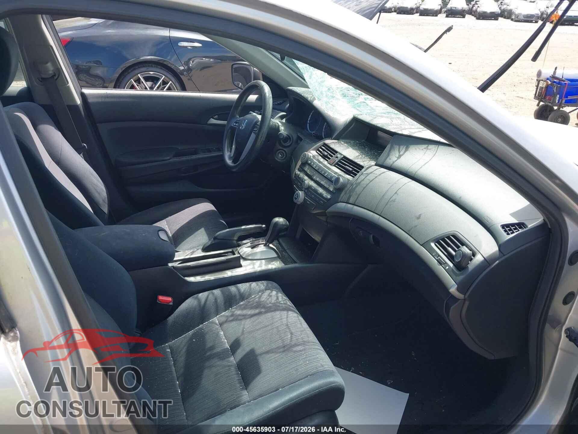 HONDA ACCORD 2012 - 1HGCP2F39CA136424