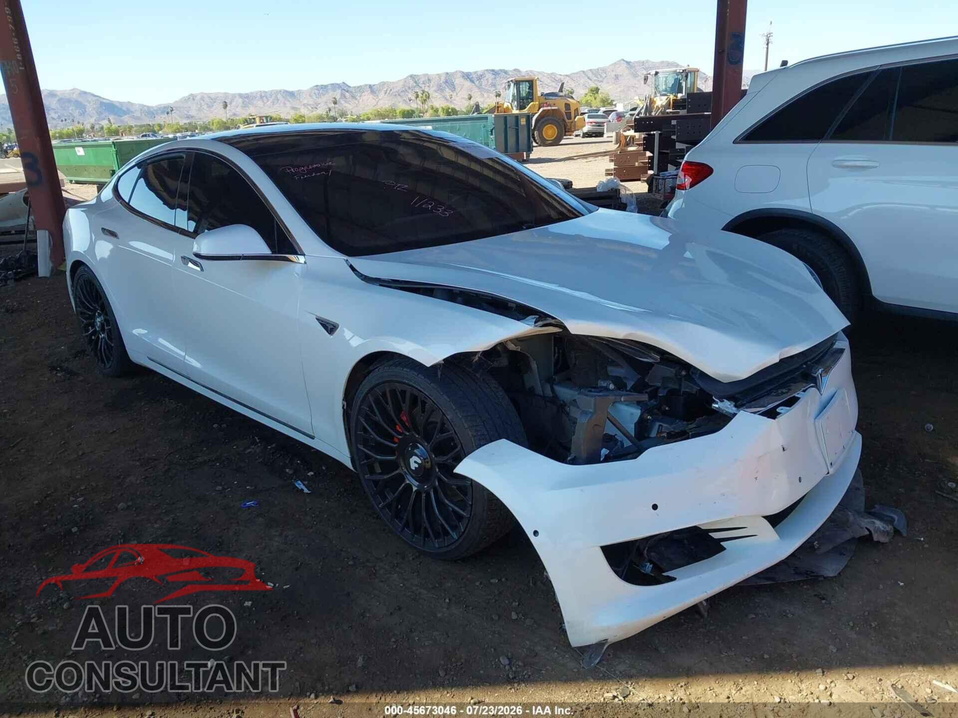 TESLA MODEL S 2016 - 5YJSA1E45GF156747