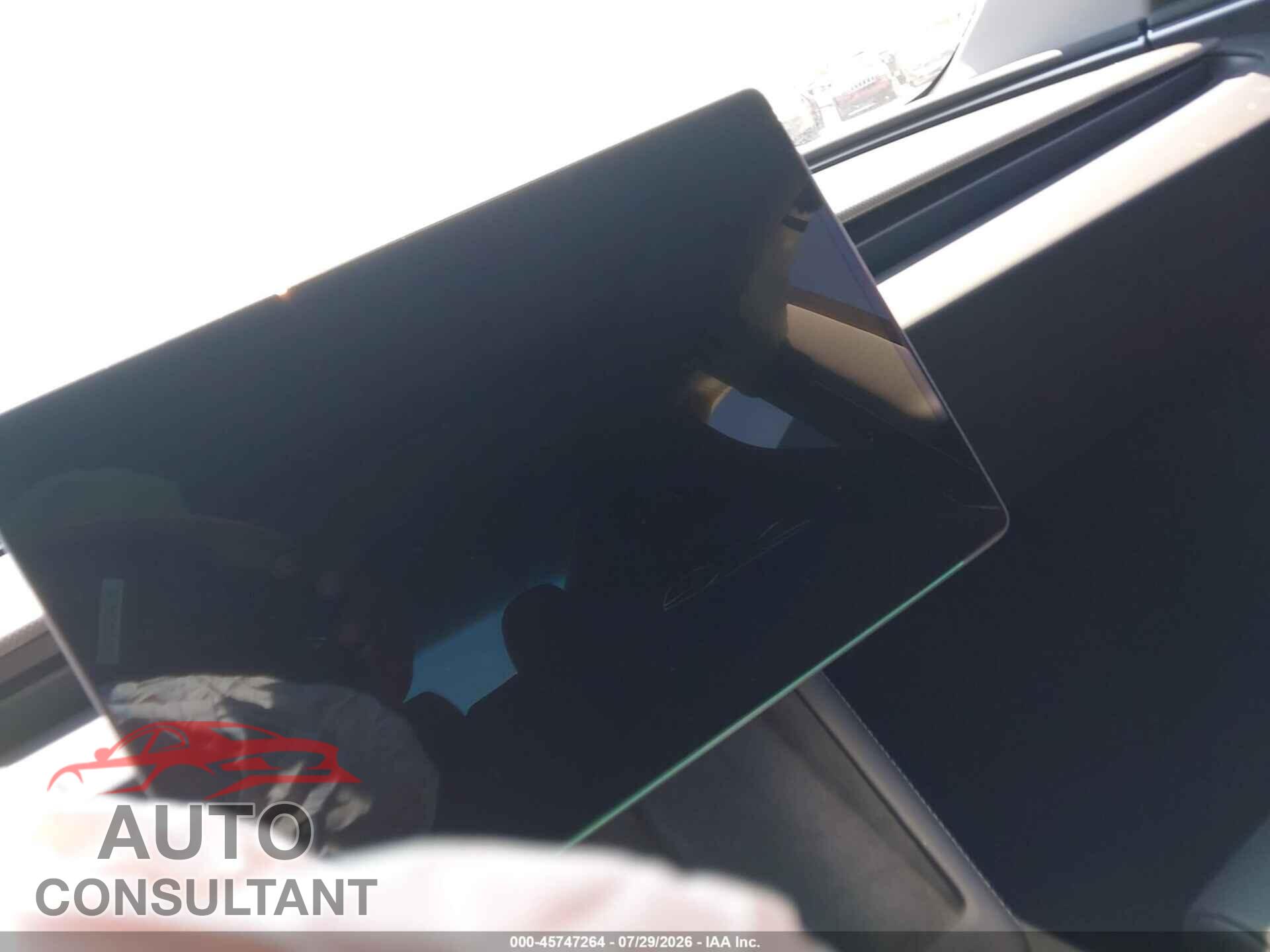 TESLA MODEL 3 2024 - 5YJ3E1ET4RF826601