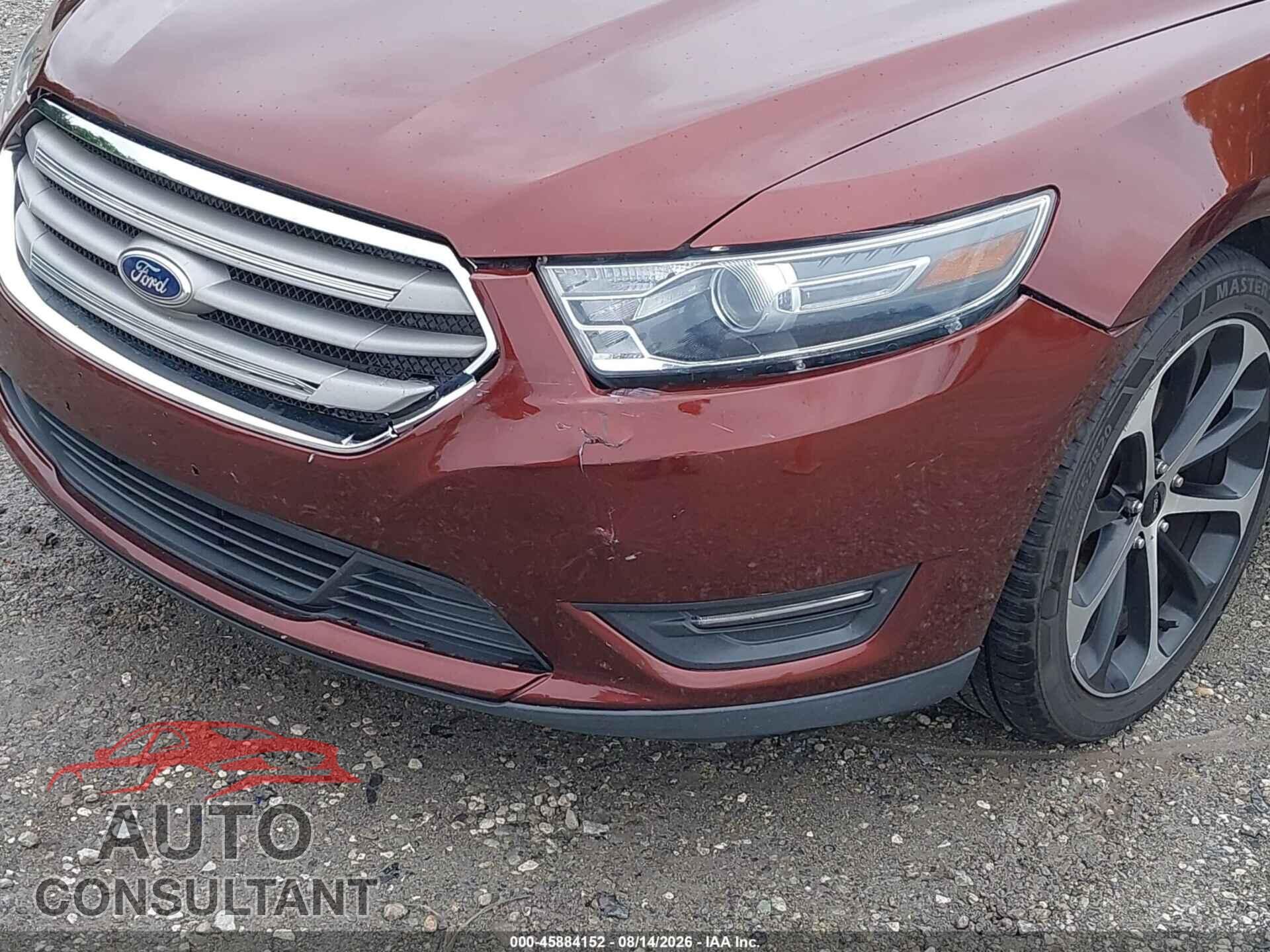 FORD TAURUS 2015 - 1FAHP2E82FG156748