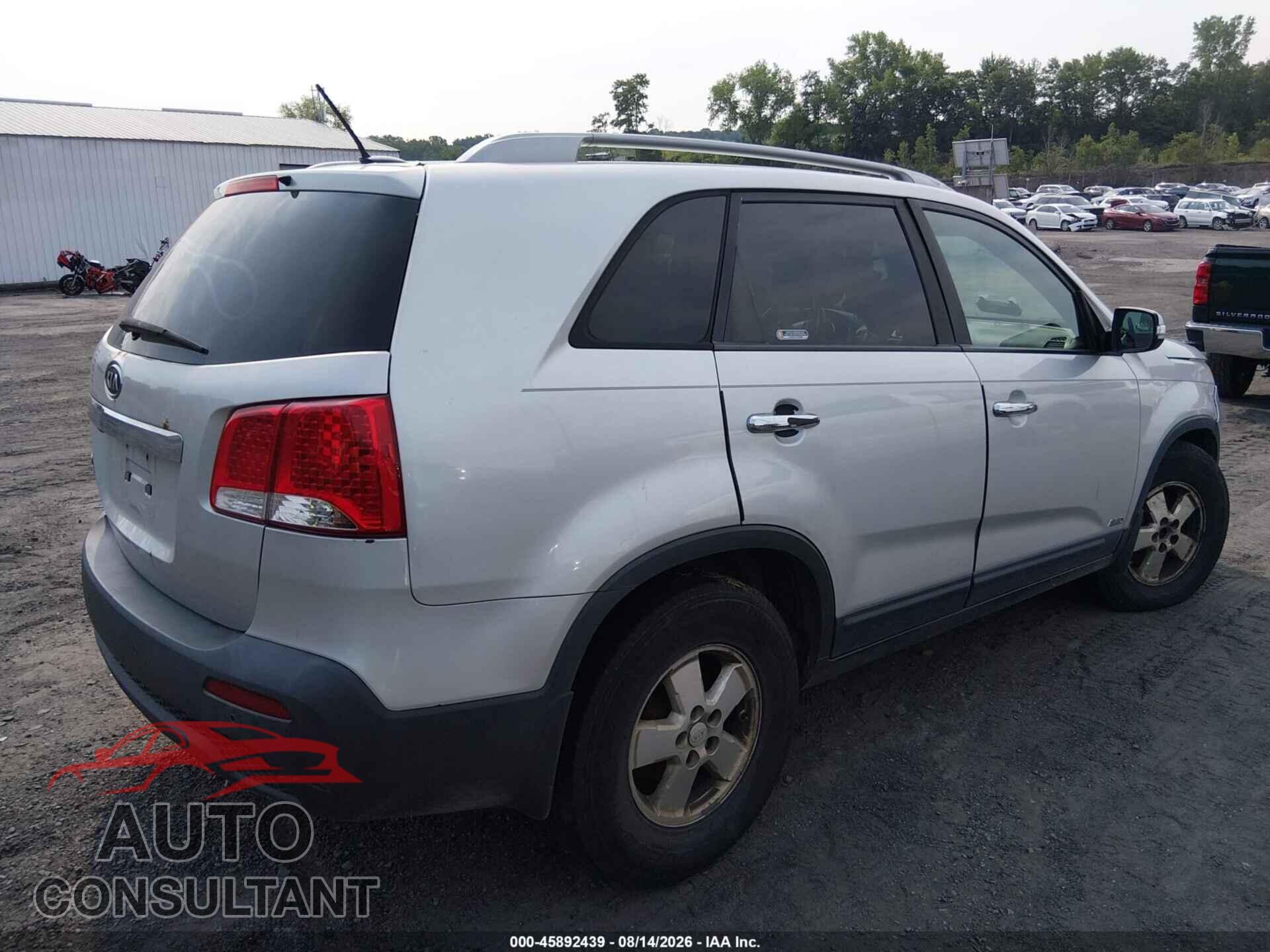 KIA SORENTO 2011 - 5XYKTDA20BG078654
