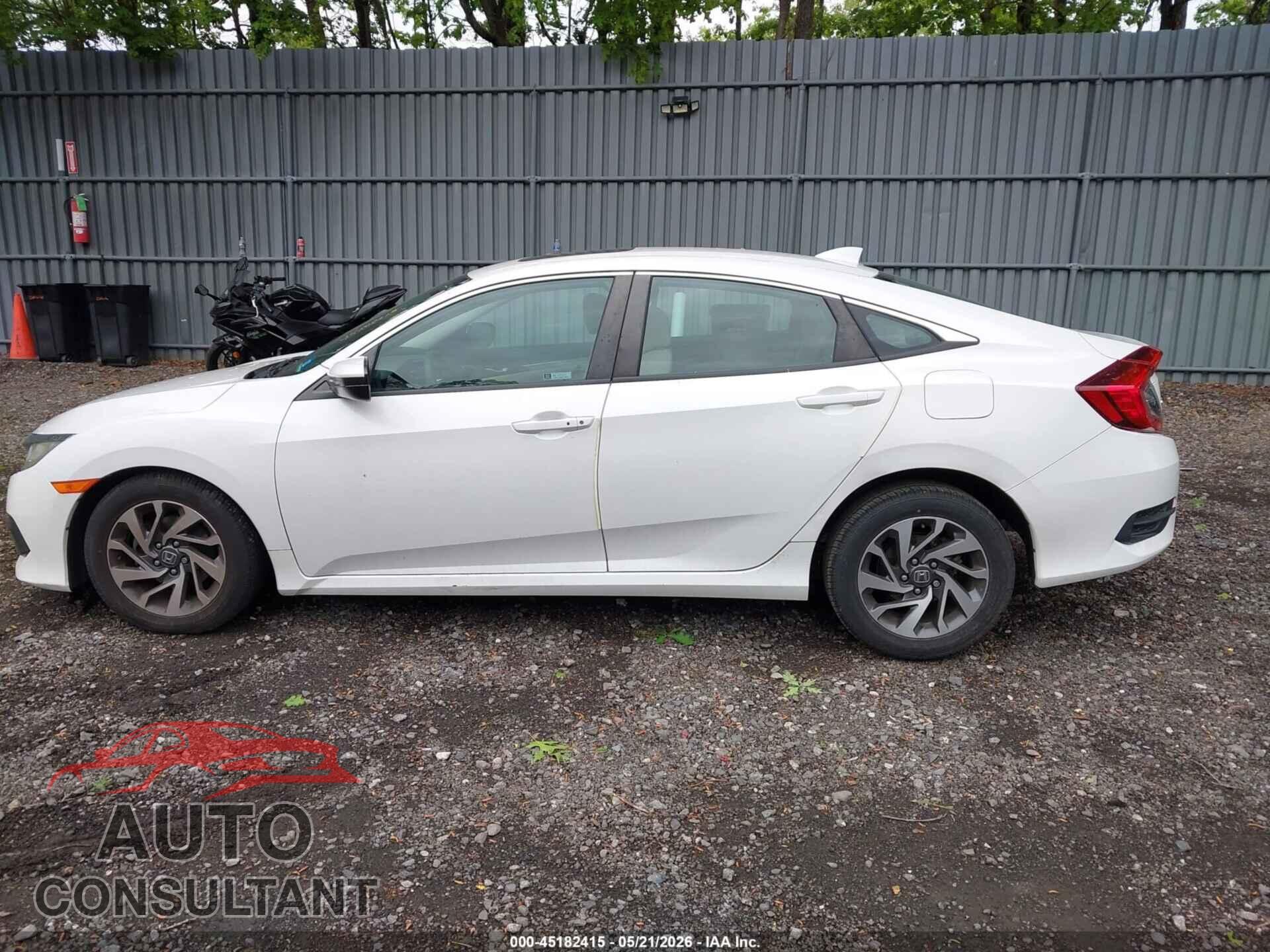 HONDA CIVIC 2018 - 19XFC2F76JE208281