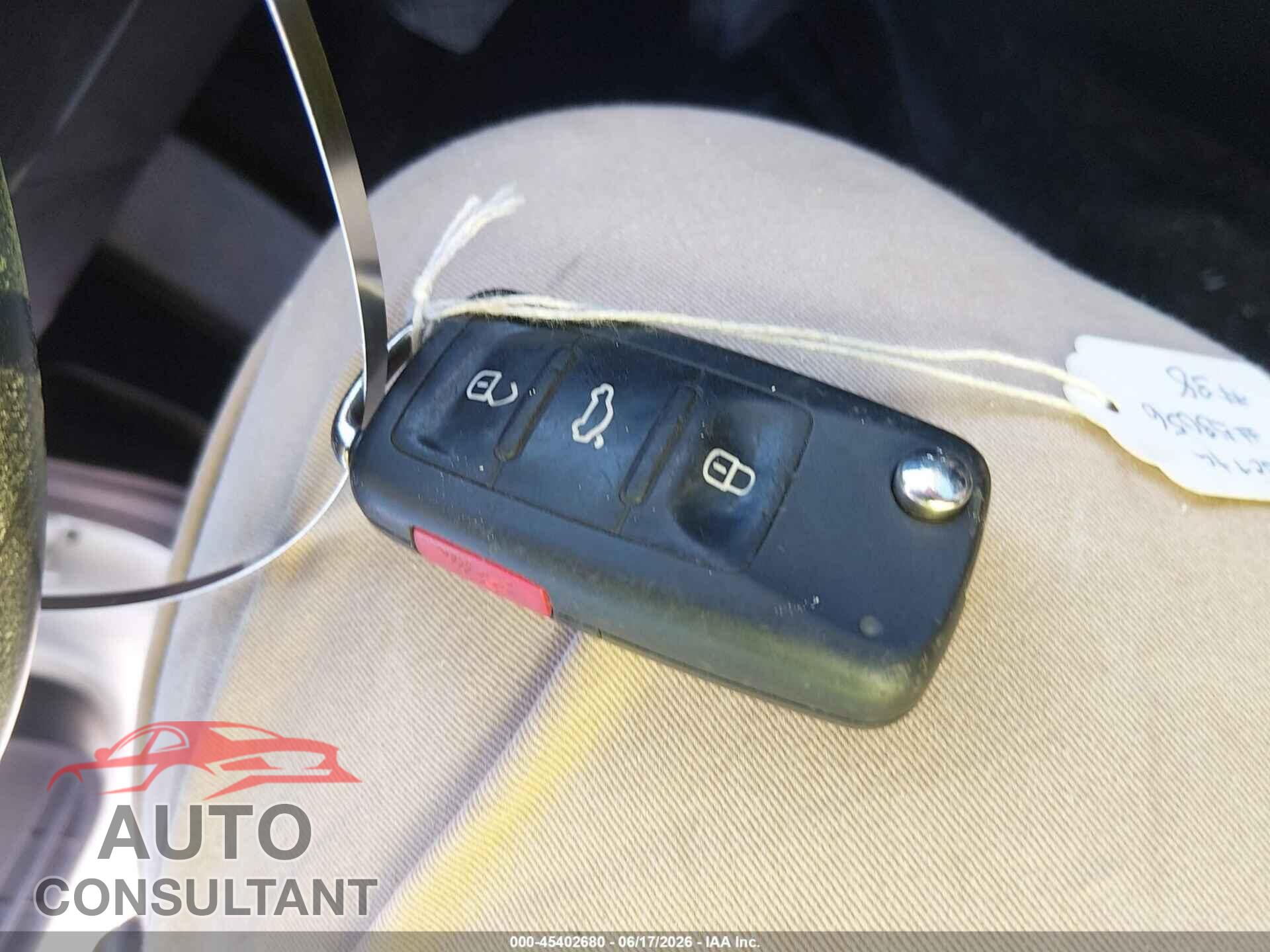 VOLKSWAGEN JETTA 2017 - 3VWDB7AJ1HM210074