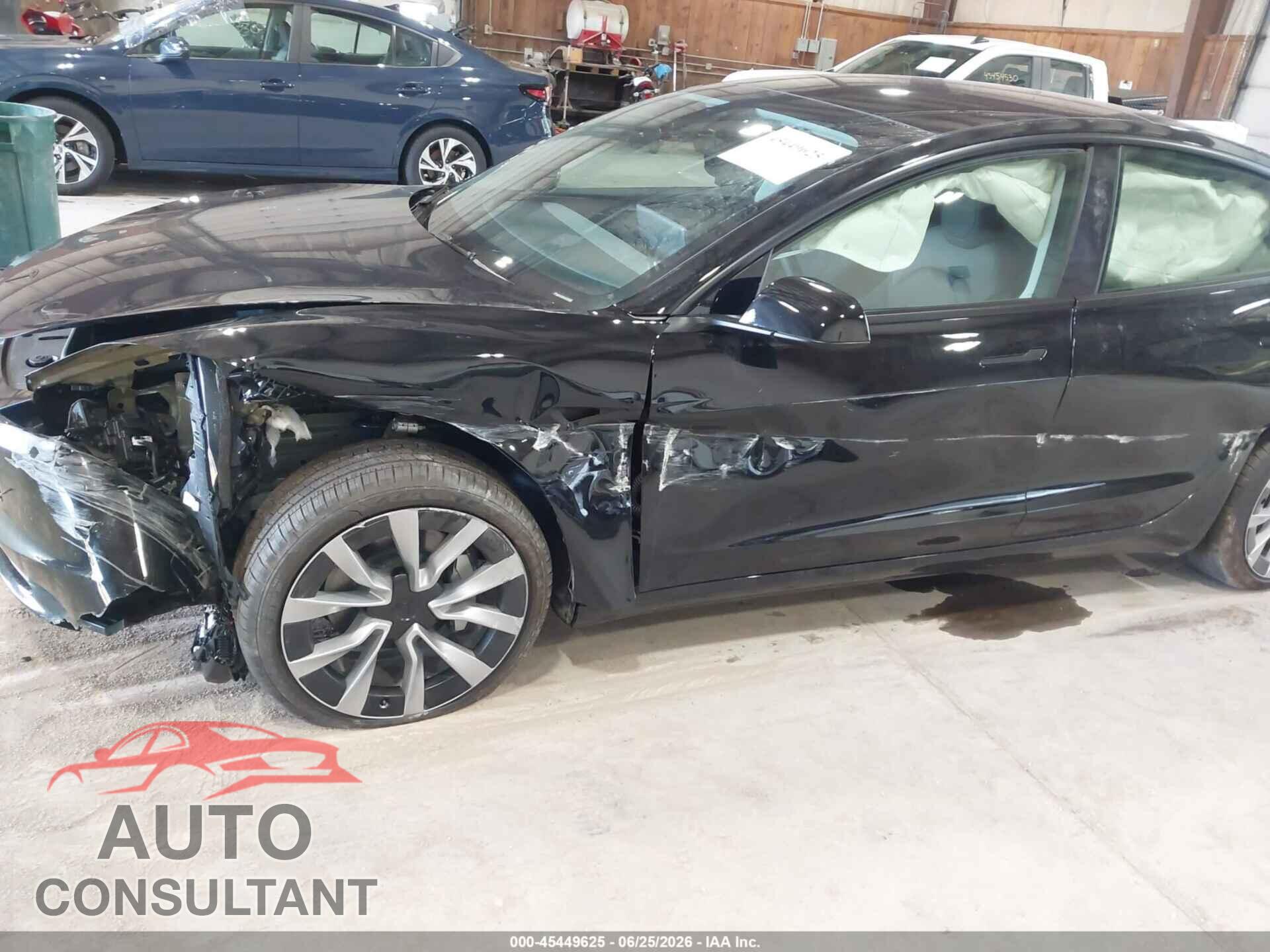 TESLA MODEL 3 2026 - 5YJ3E1EA4TF175976