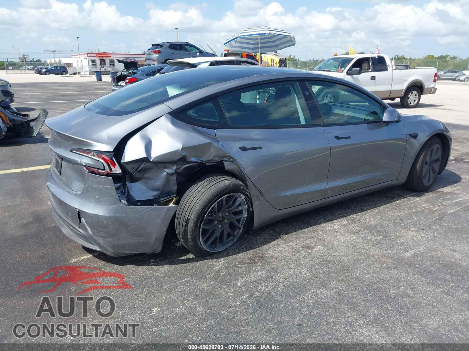 TESLA MODEL 3 2026 - 5YJ3E1EA7TF140753