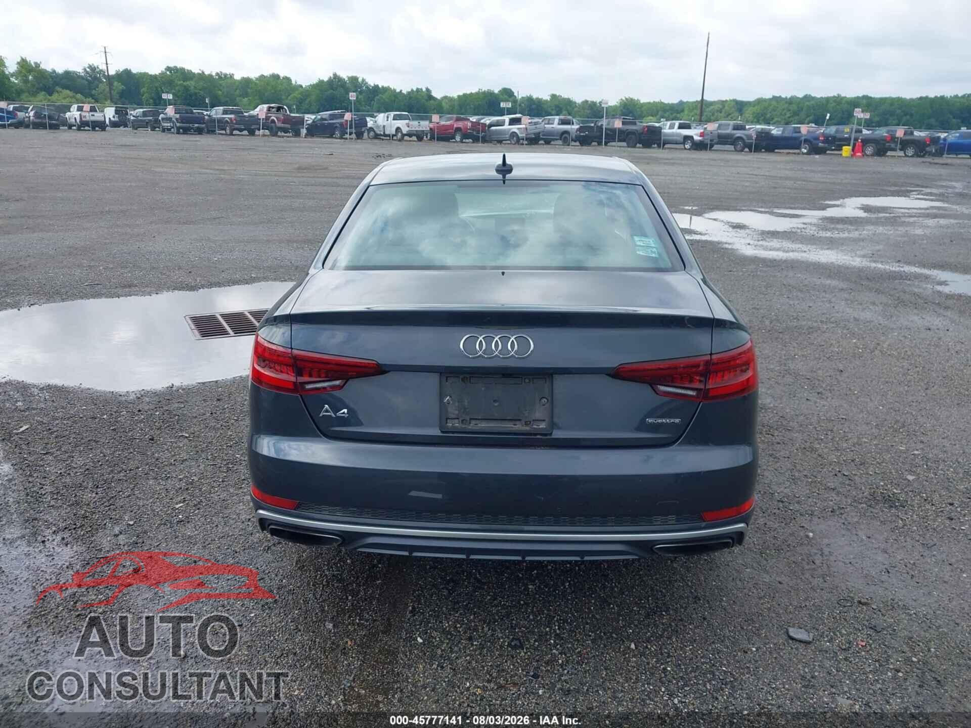 AUDI A4 2019 - WAUDNAF48KA030439