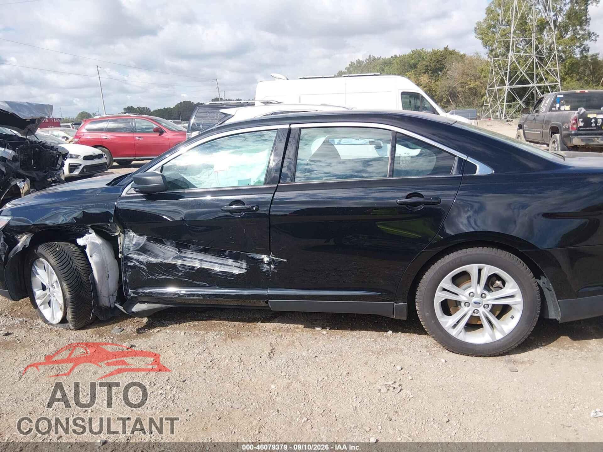 FORD TAURUS 2016 - 1FAHP2D8XGG158248
