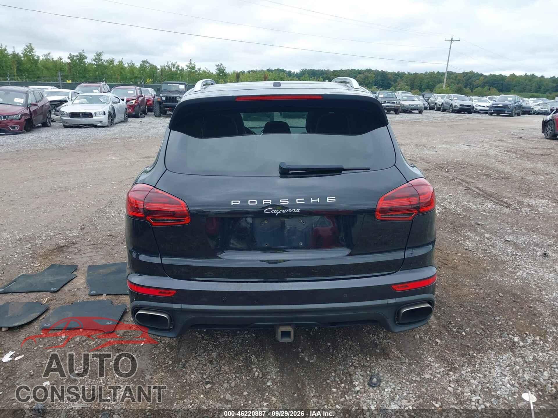 PORSCHE CAYENNE 2018 - WP1AA2A25JKA03686