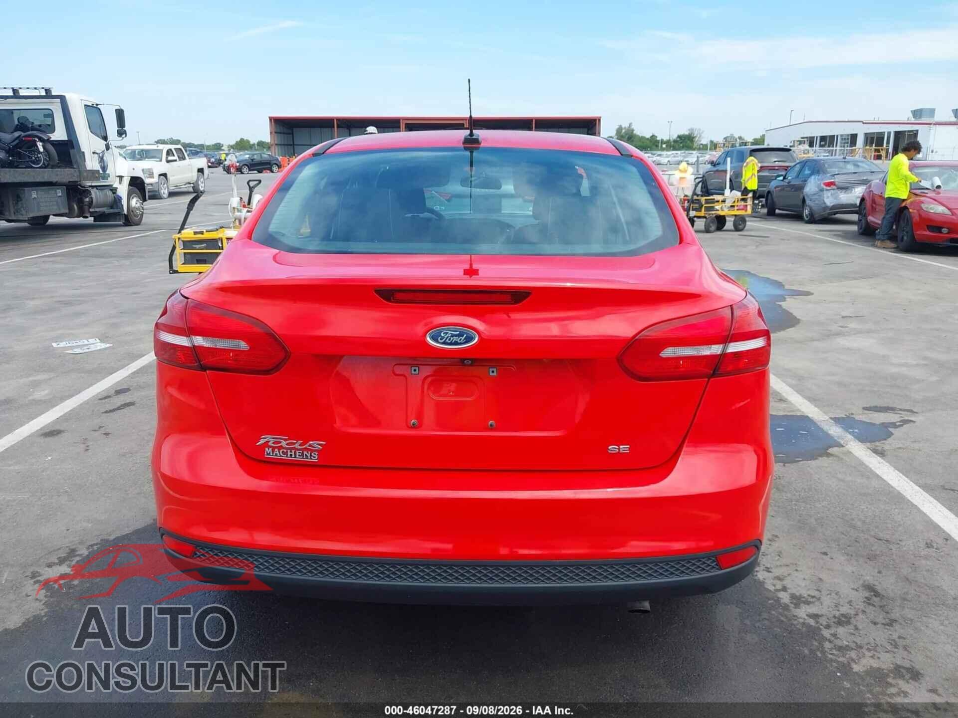 FORD FOCUS 2017 - 1FADP3F21HL256297
