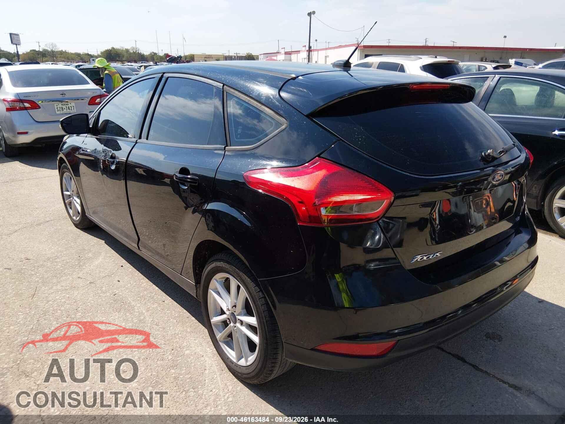 FORD FOCUS 2016 - 1FADP3K28GL240926
