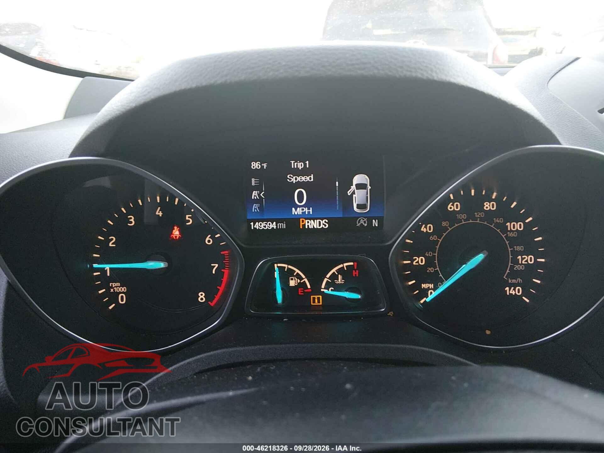FORD ESCAPE 2017 - 1FMCU9GD4HUC81735