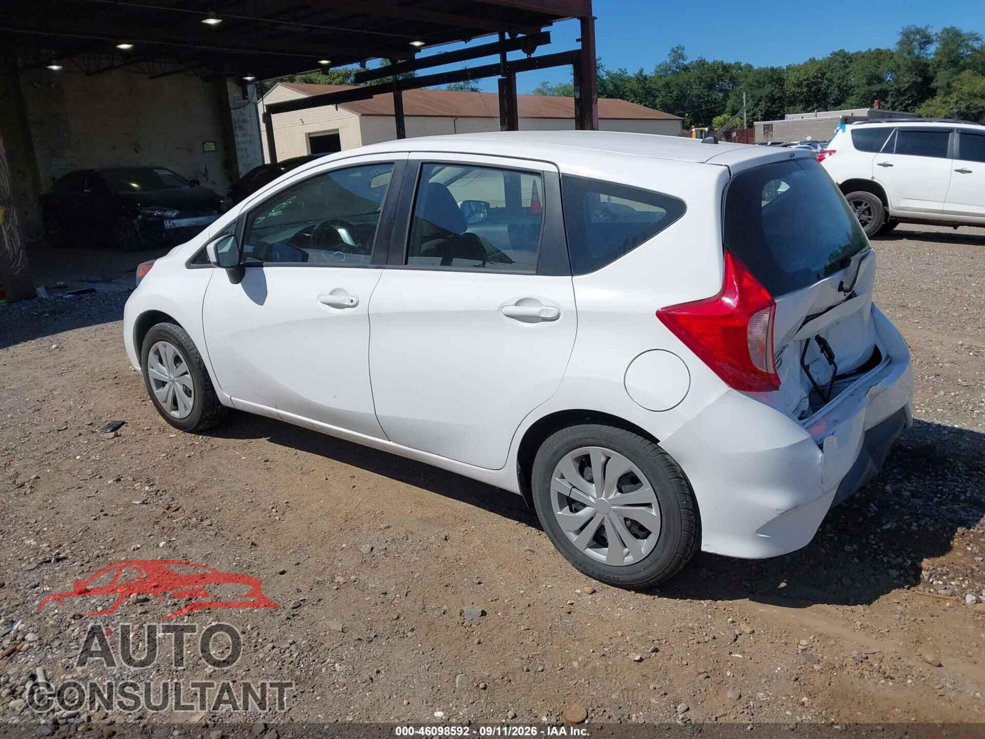 NISSAN VERSA NOTE 2017 - 3N1CE2CP2HL372024