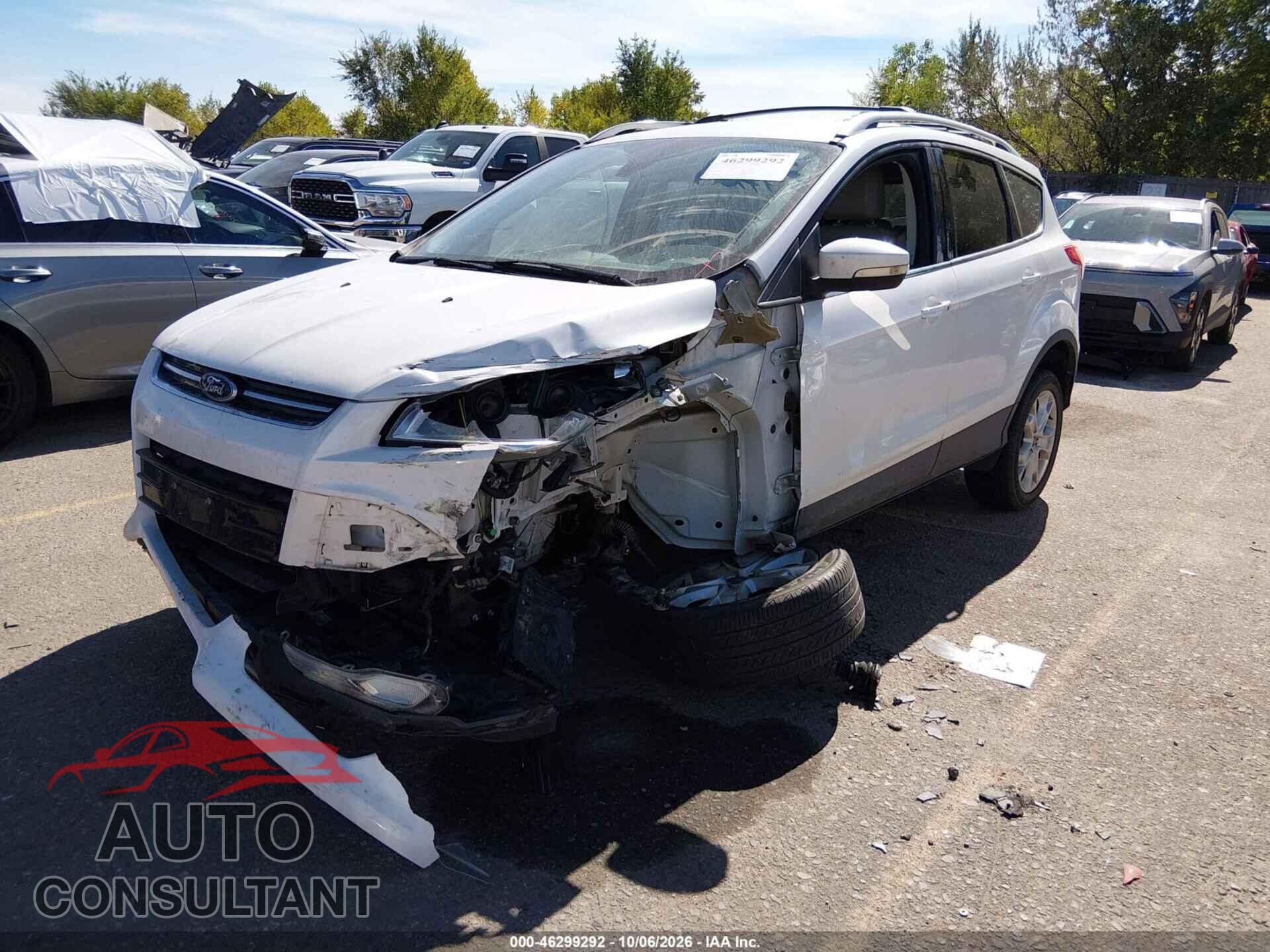 FORD ESCAPE 2016 - 1FMCU9J99GUC42920