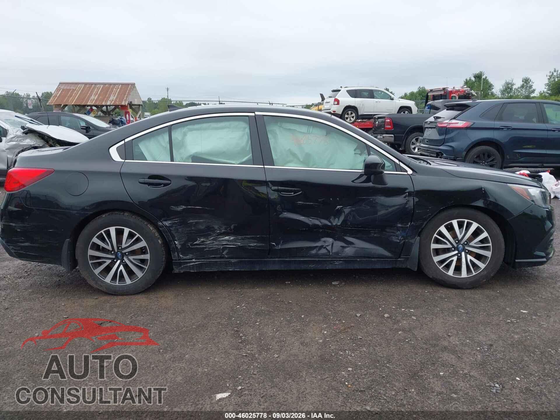 SUBARU LEGACY 2019 - 4S3BNAF64K3012861