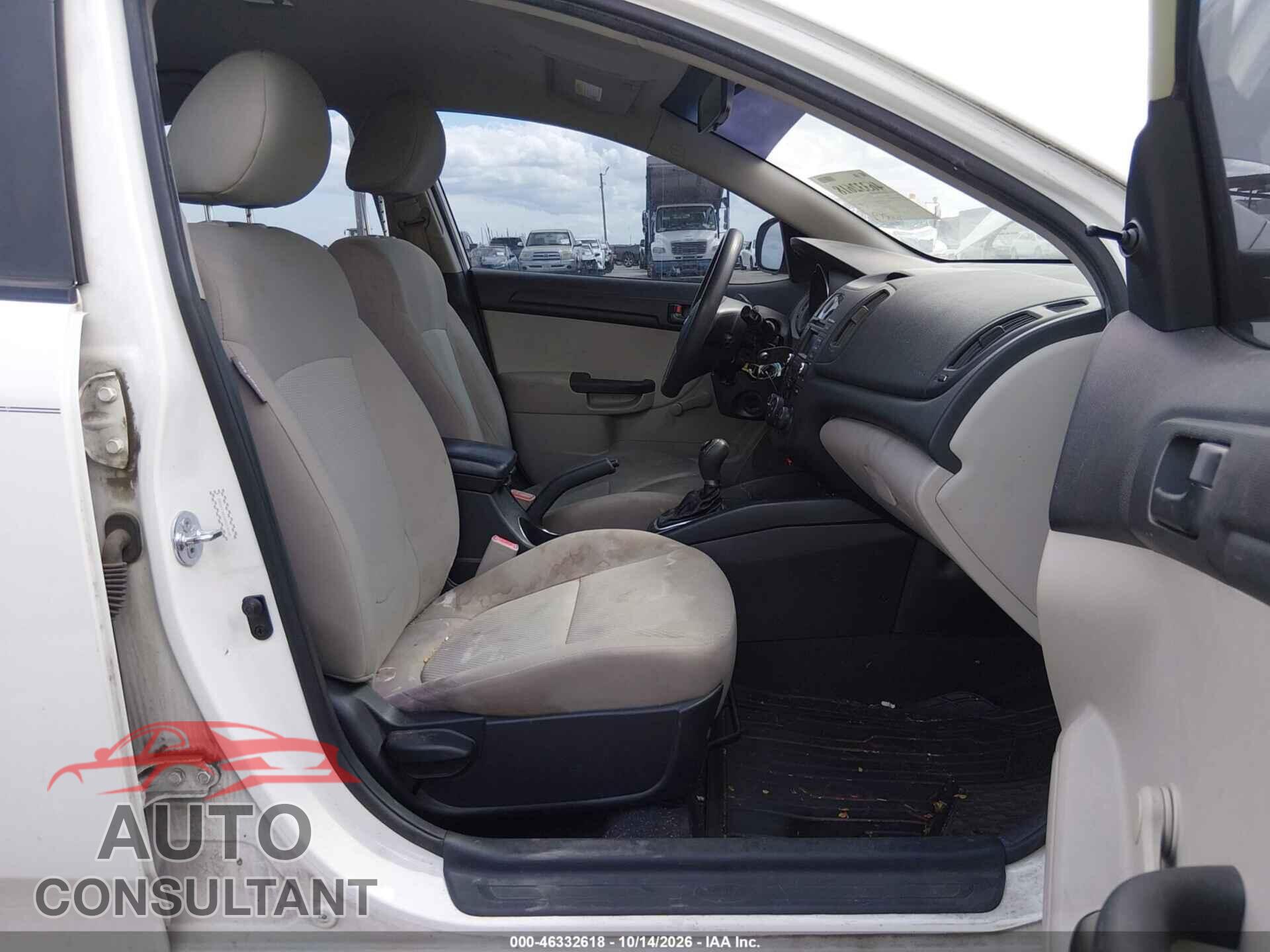 KIA FORTE 2011 - KNAFT4A24B5378169