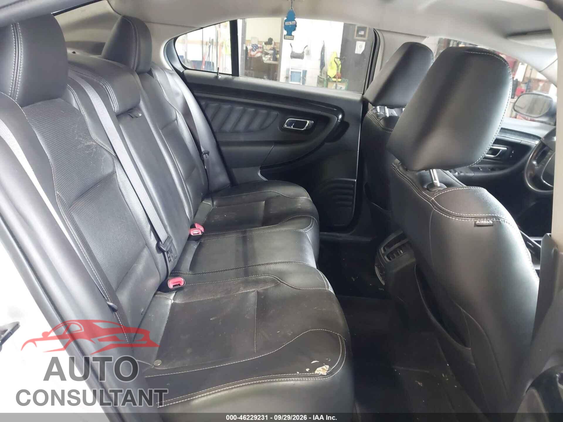 FORD TAURUS 2010 - 1FAHP2FW5AG104746