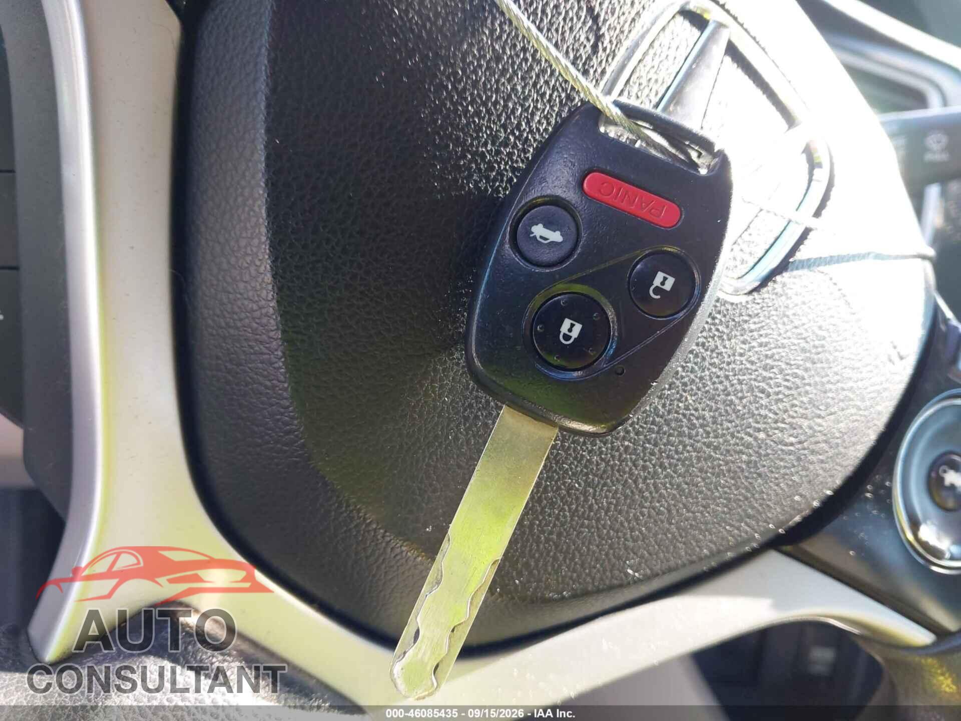 HONDA CIVIC 2013 - 2HGFB2F53DH577661