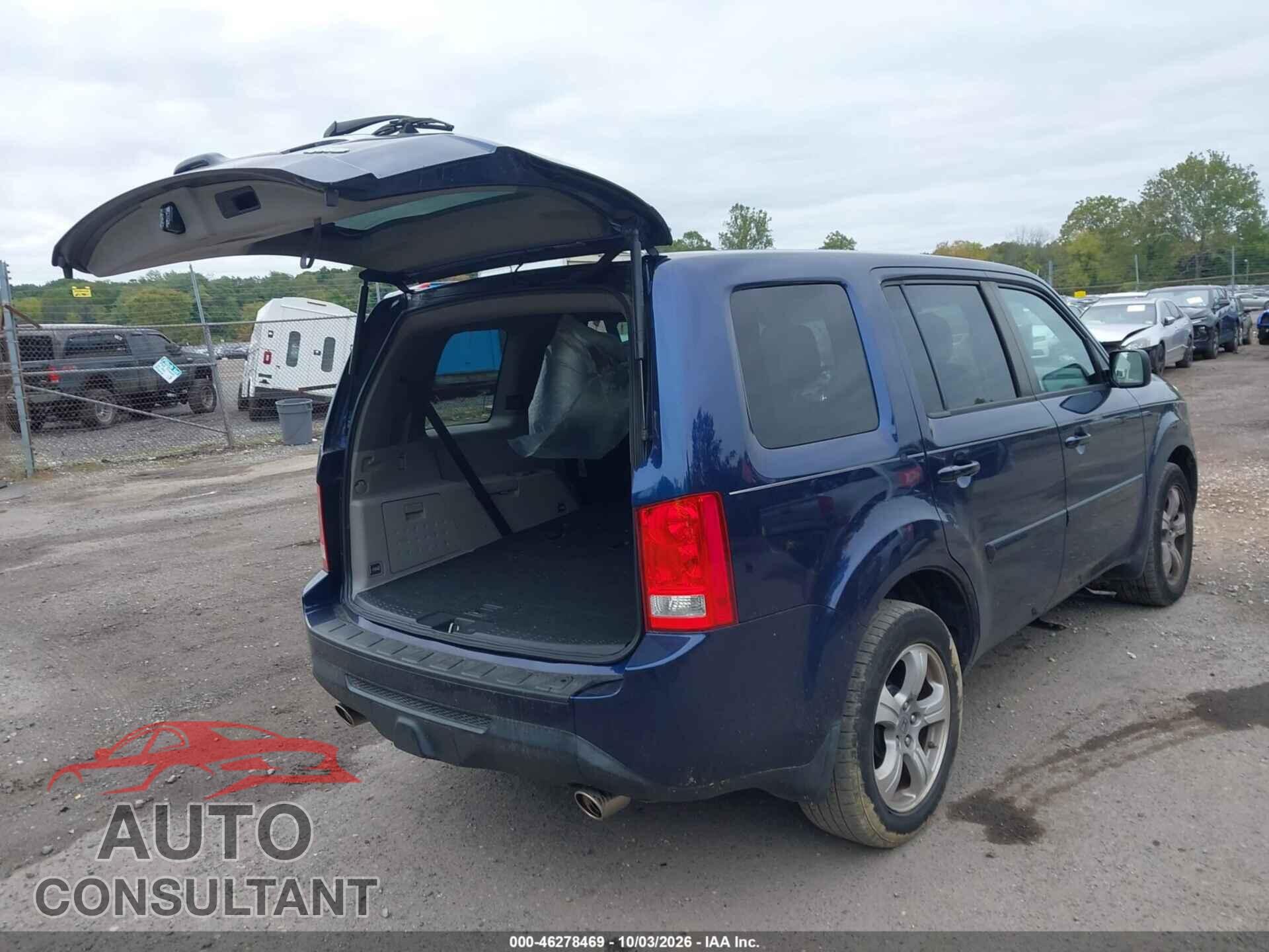 HONDA PILOT 2015 - 5FNYF4H40FB050584