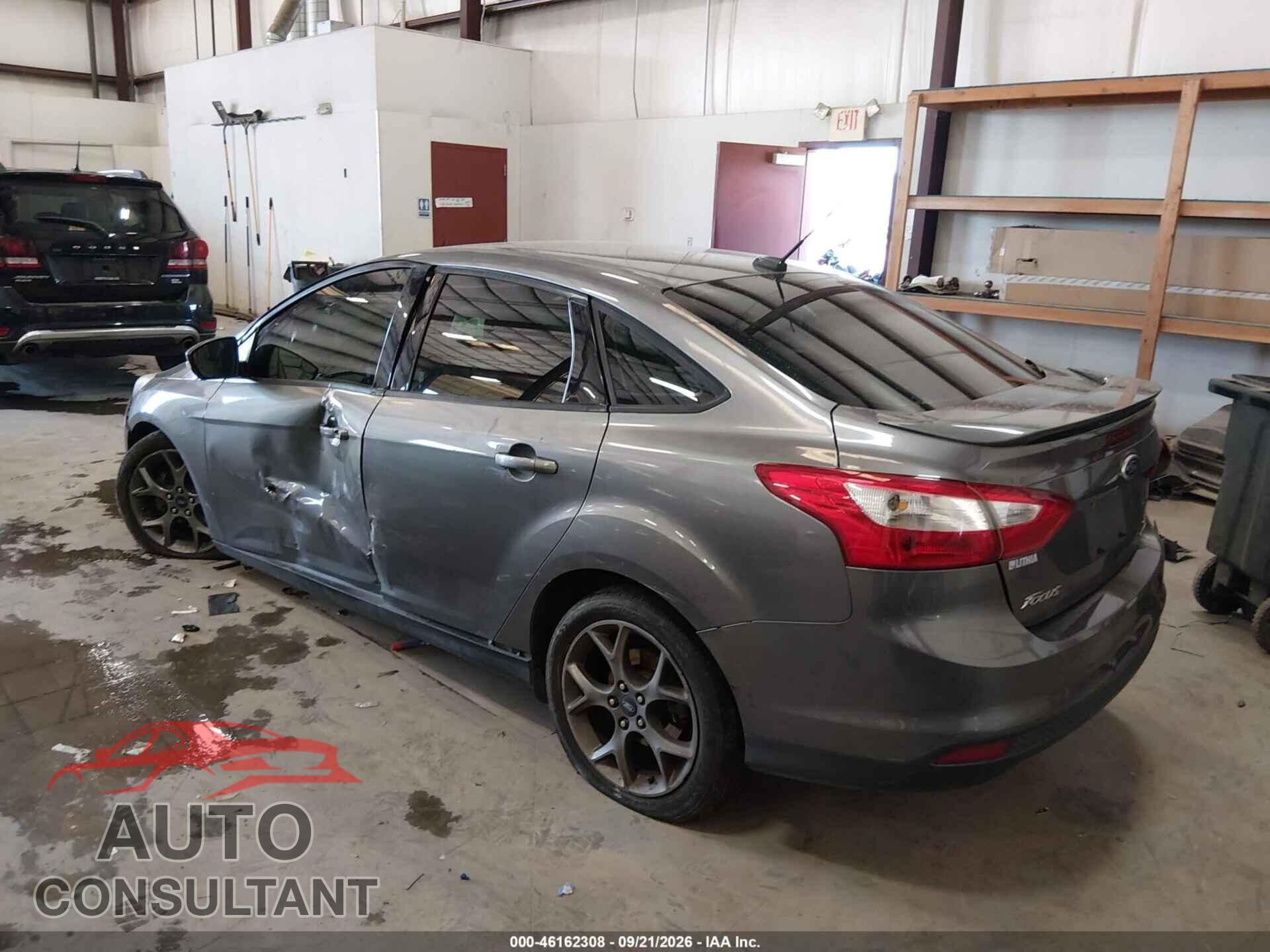 FORD FOCUS 2014 - 1FADP3F28EL161943