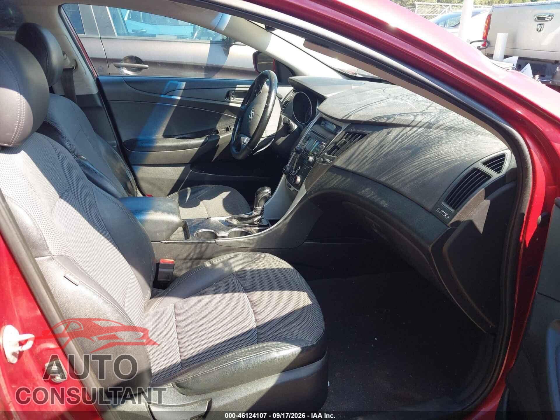 HYUNDAI SONATA 2011 - 5NPEC4AC2BH085068