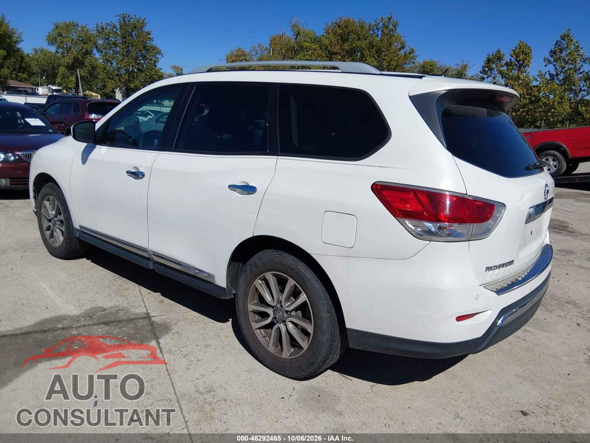 NISSAN PATHFINDER 2013 - 5N1AR2MN0DC668084