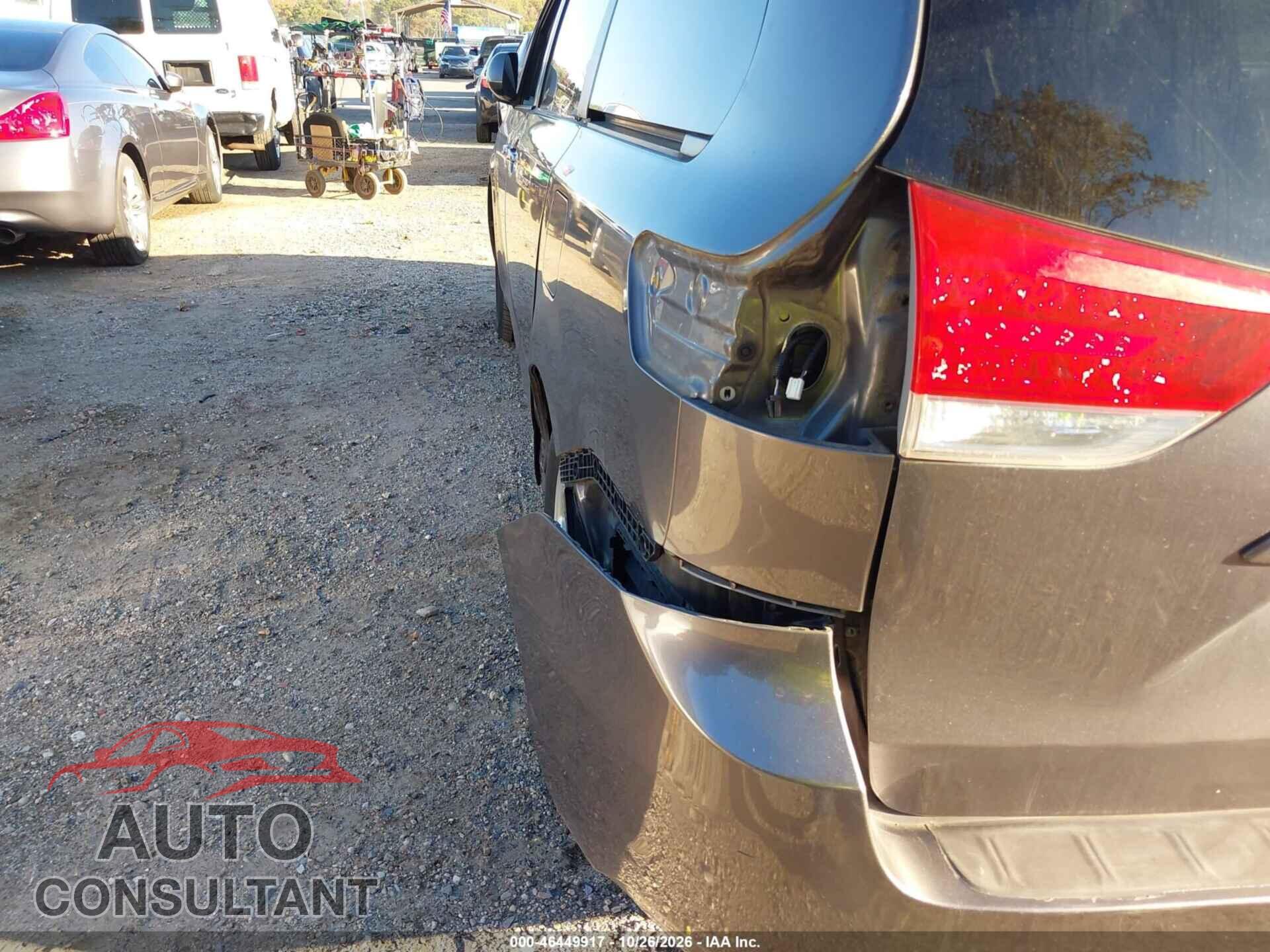 TOYOTA SIENNA 2011 - 5TDKK3DCXBS098317