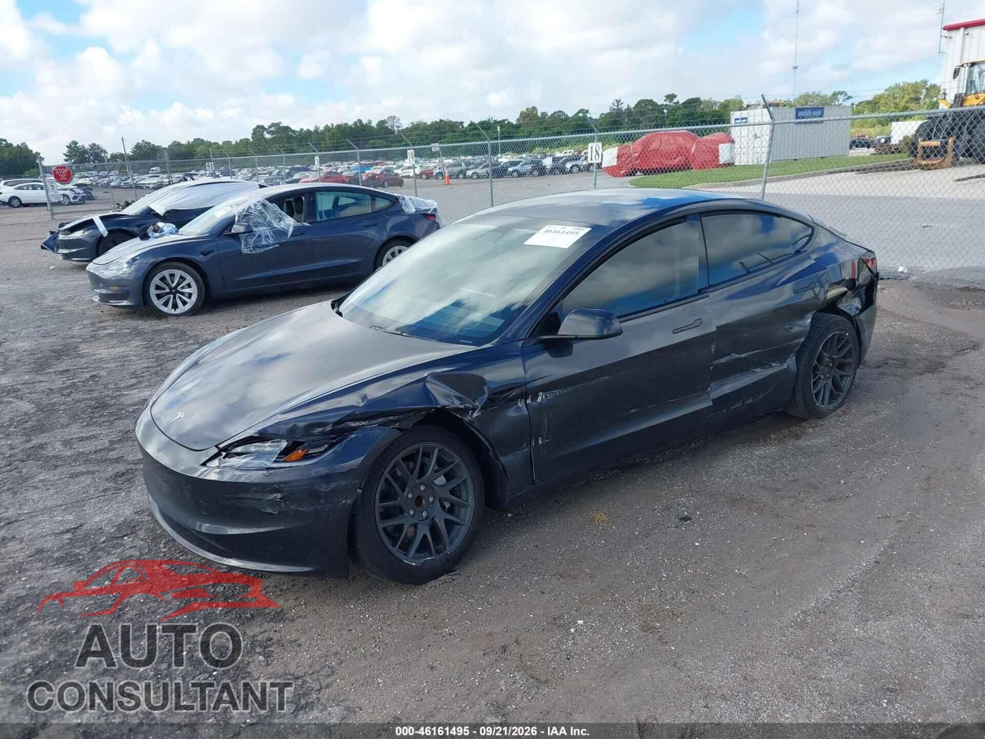 TESLA MODEL 3 2024 - 5YJ3E1EA7RF833685