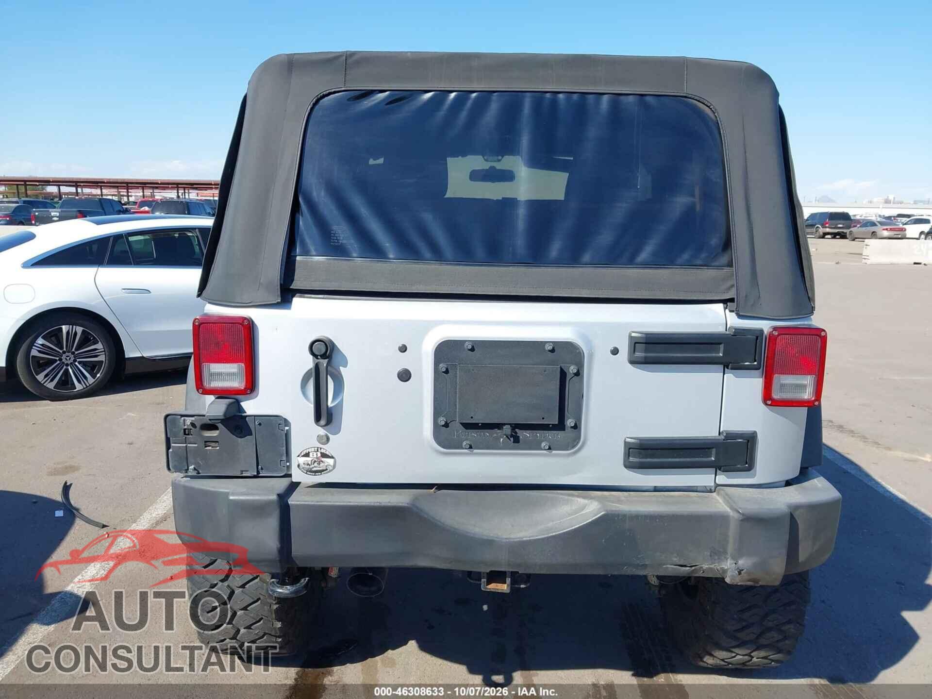 JEEP WRANGLER 2011 - 1J4AA2D16BL619486