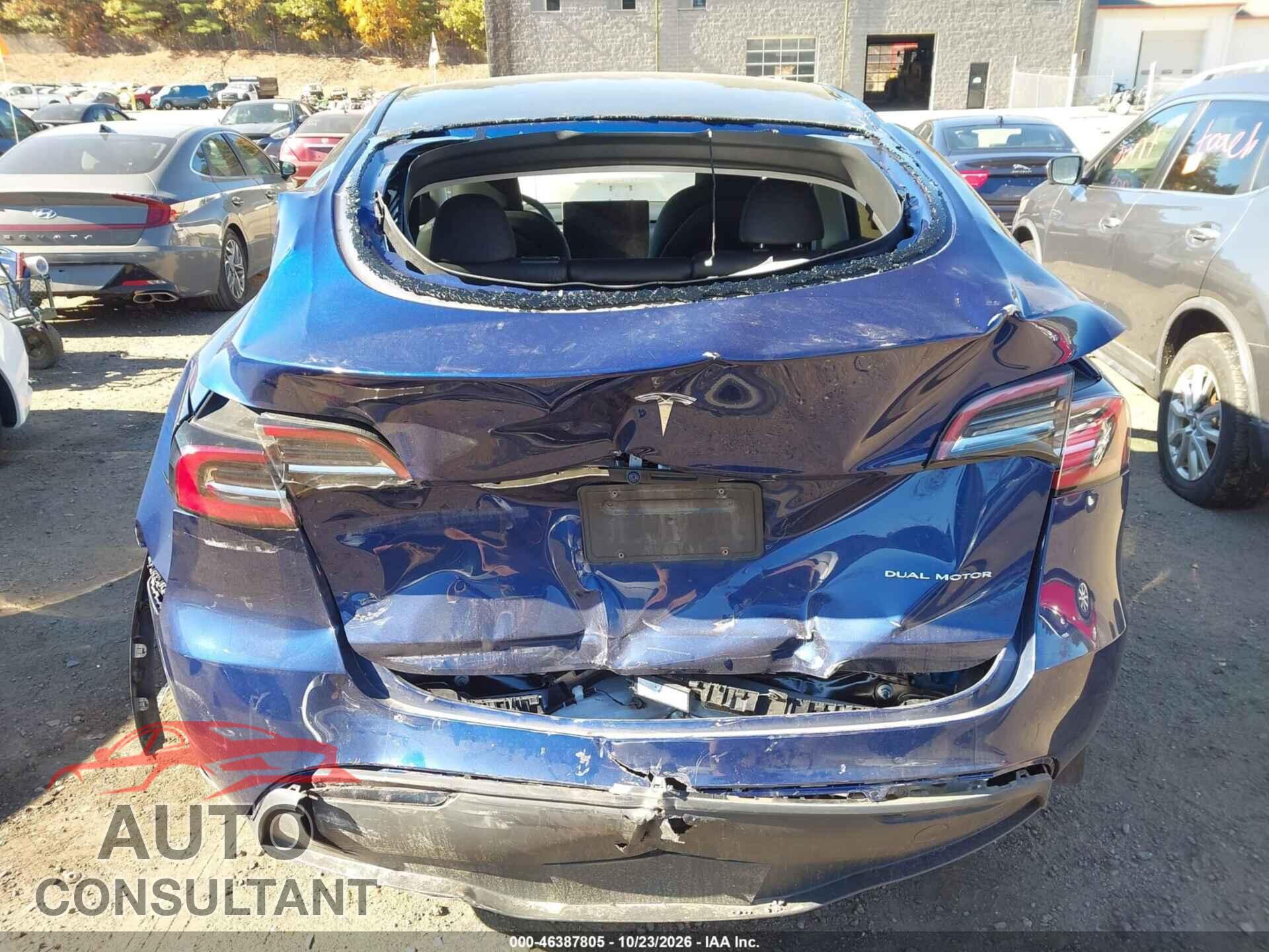 TESLA MODEL Y 2023 - 7SAYGDEE9PA085717