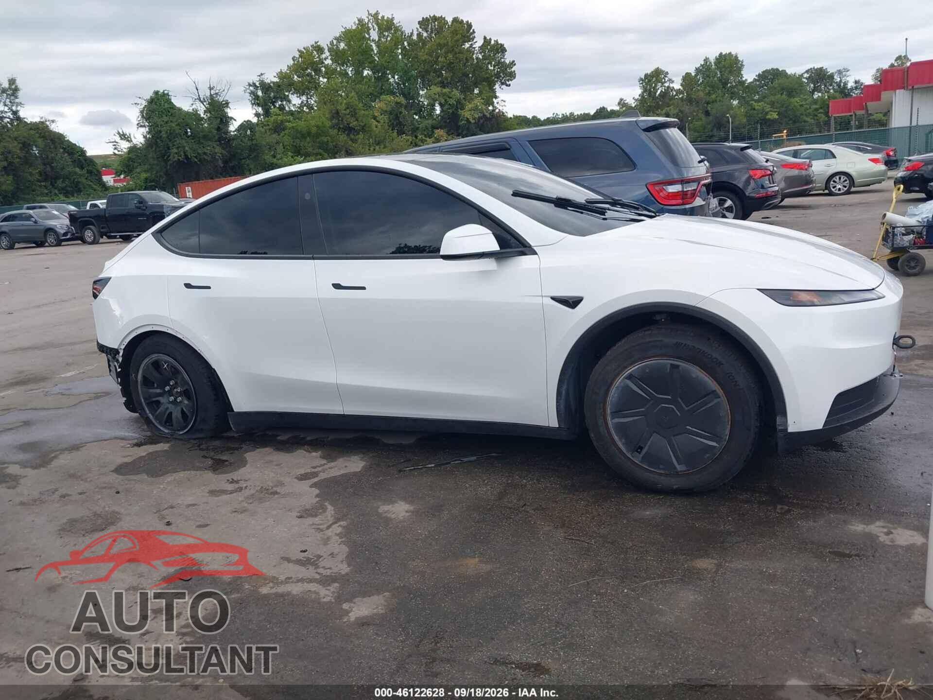 TESLA MODEL Y 2026 - 7SAYGDED5TA594043