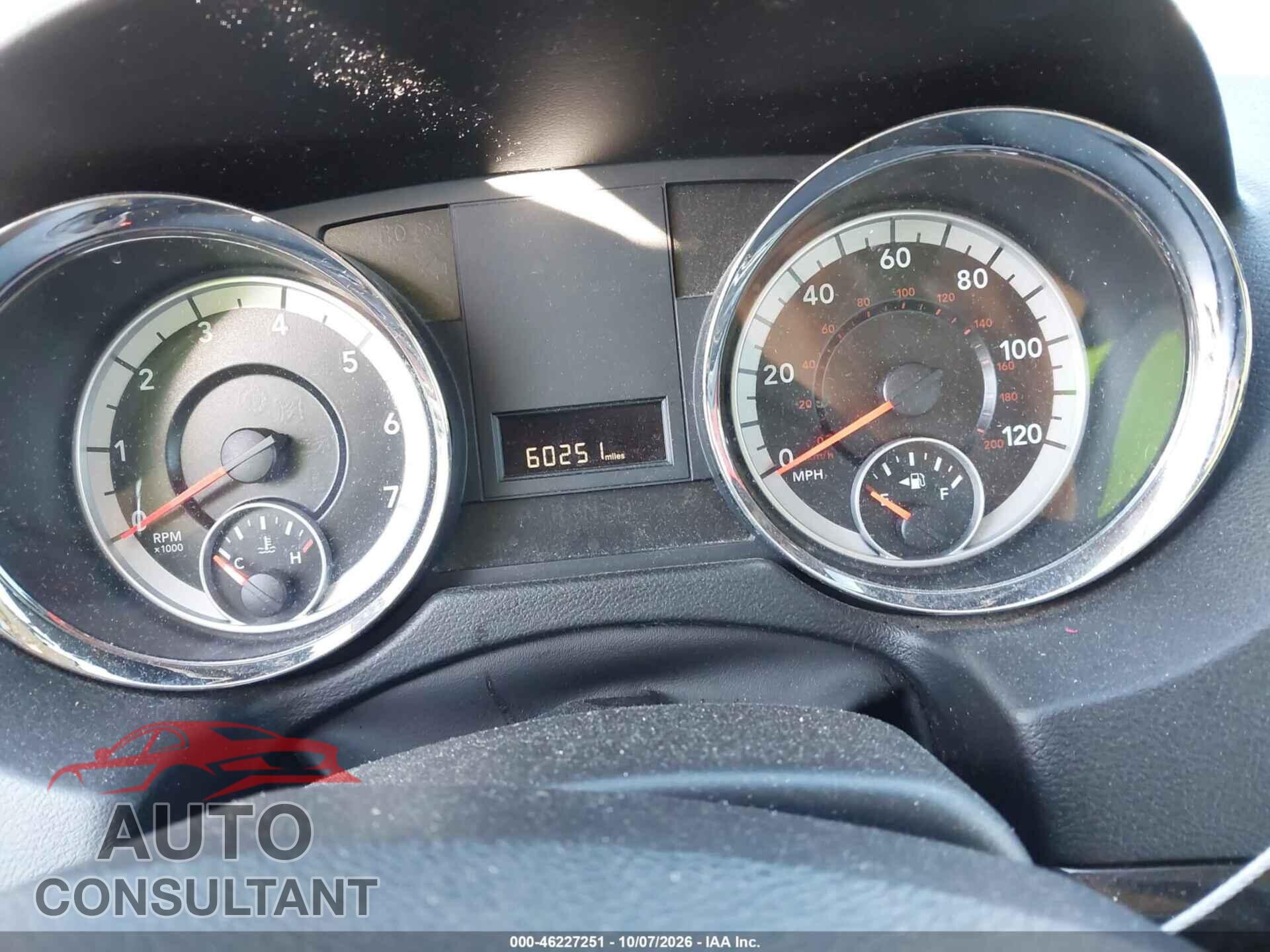 DODGE GRAND CARAVAN 2013 - 2C4RDGBG3DR804268