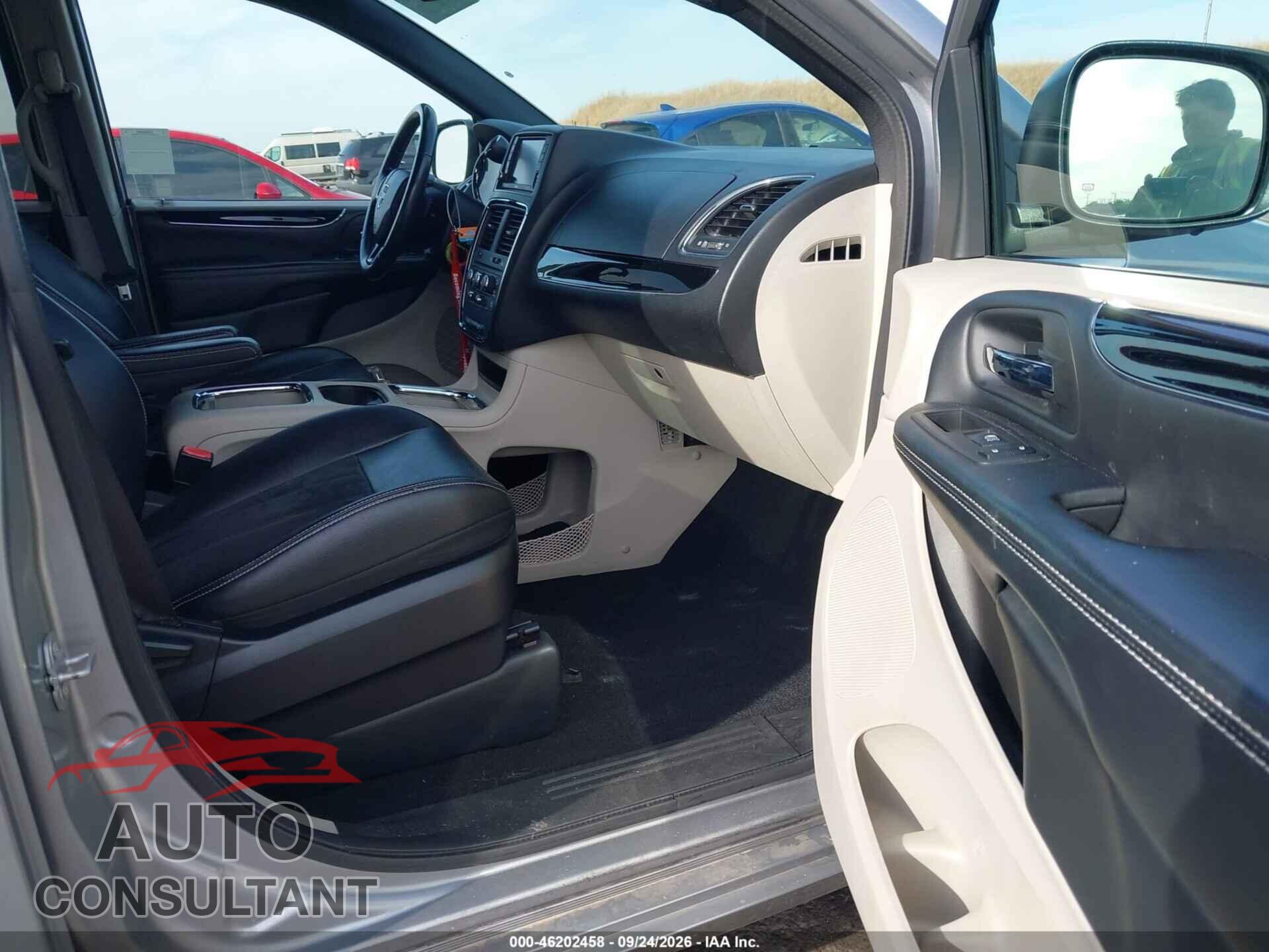 DODGE GRAND CARAVAN 2019 - 2C4RDGCG0KR712675