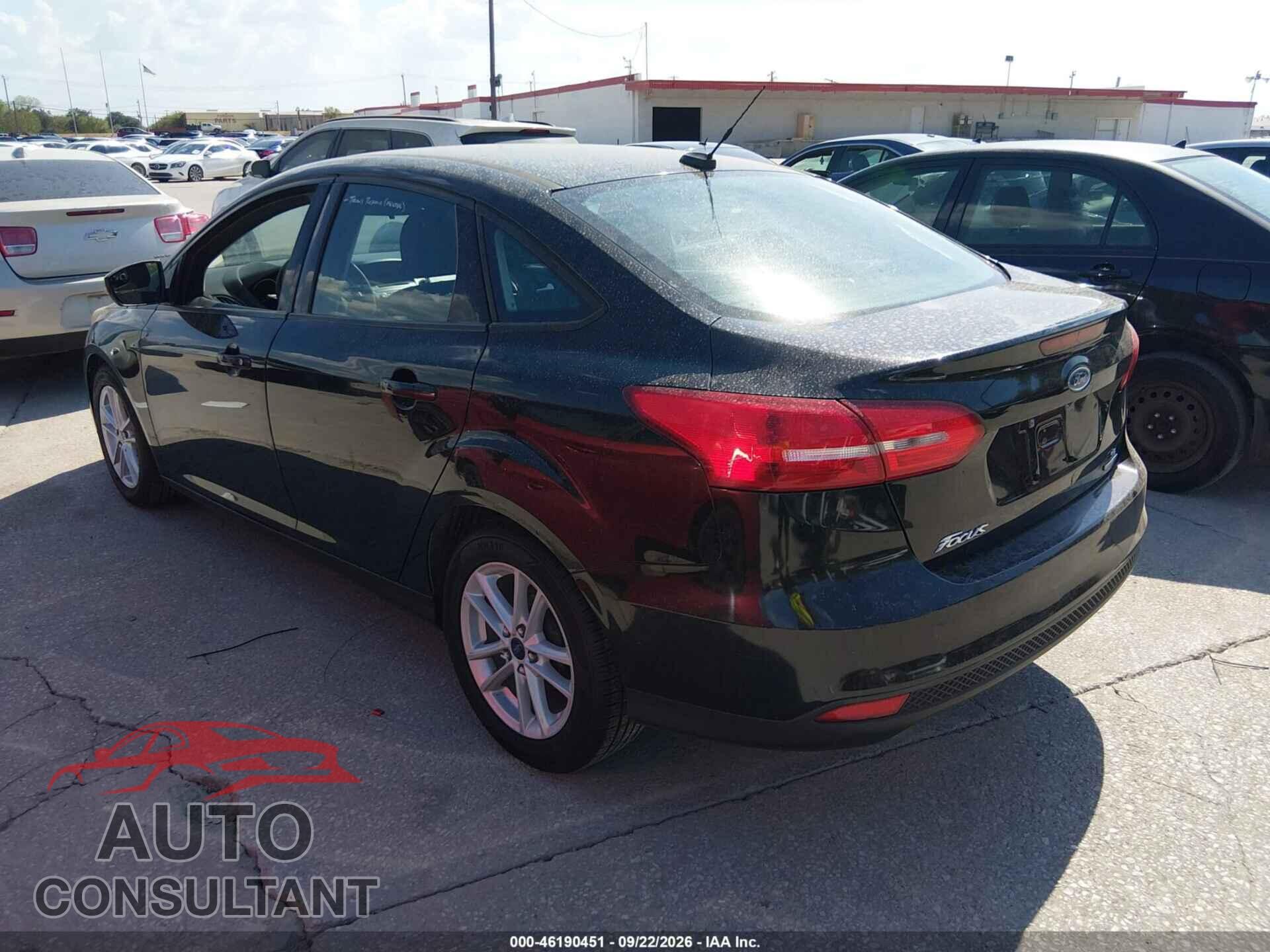 FORD FOCUS 2015 - 1FADP3F24FL242889