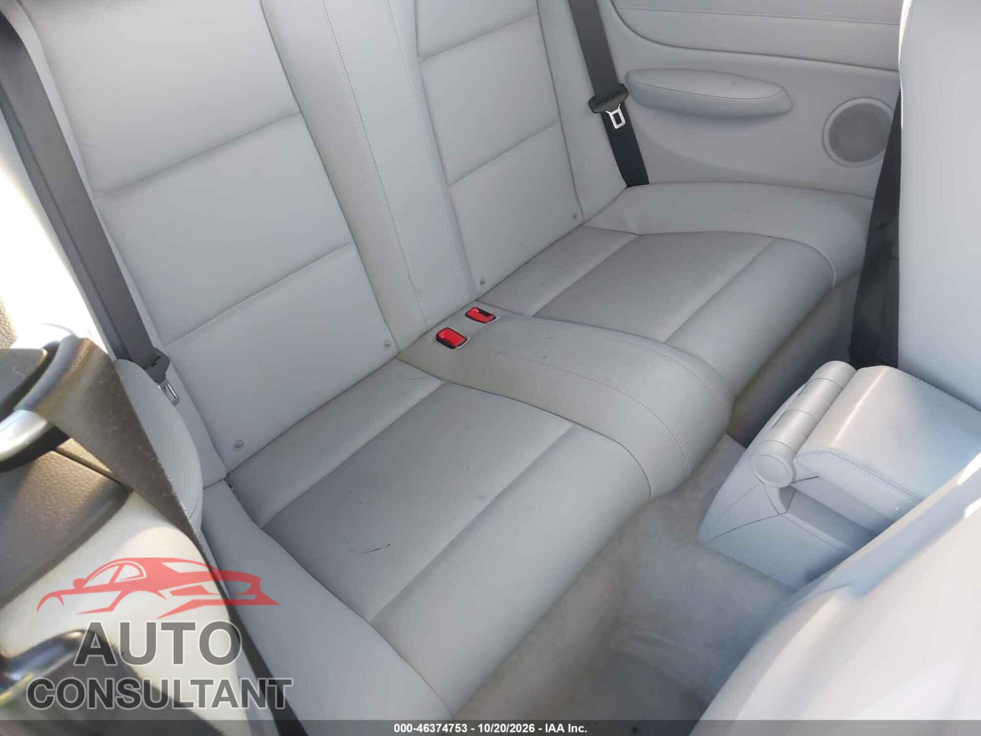 BMW 128I 2011 - WBAUL7C52BVM80599