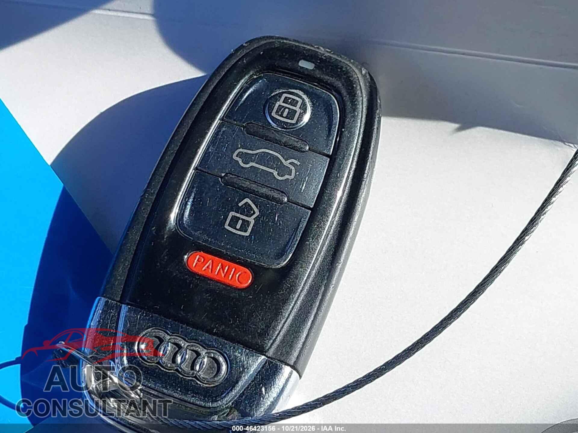 AUDI A8 L 2012 - WAURVAFD5CN026400