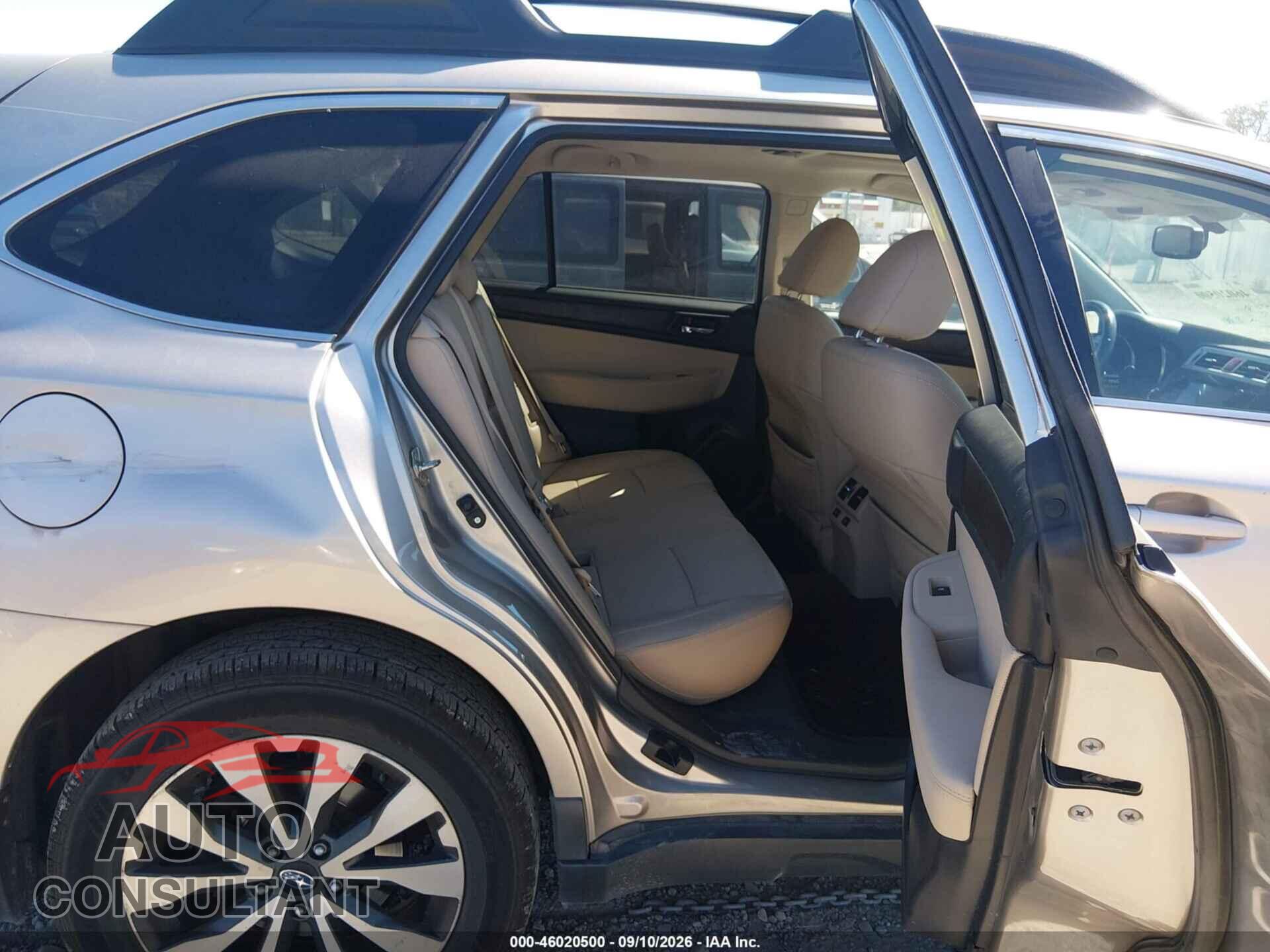 SUBARU OUTBACK 2015 - 4S4BSBNC0F3252092