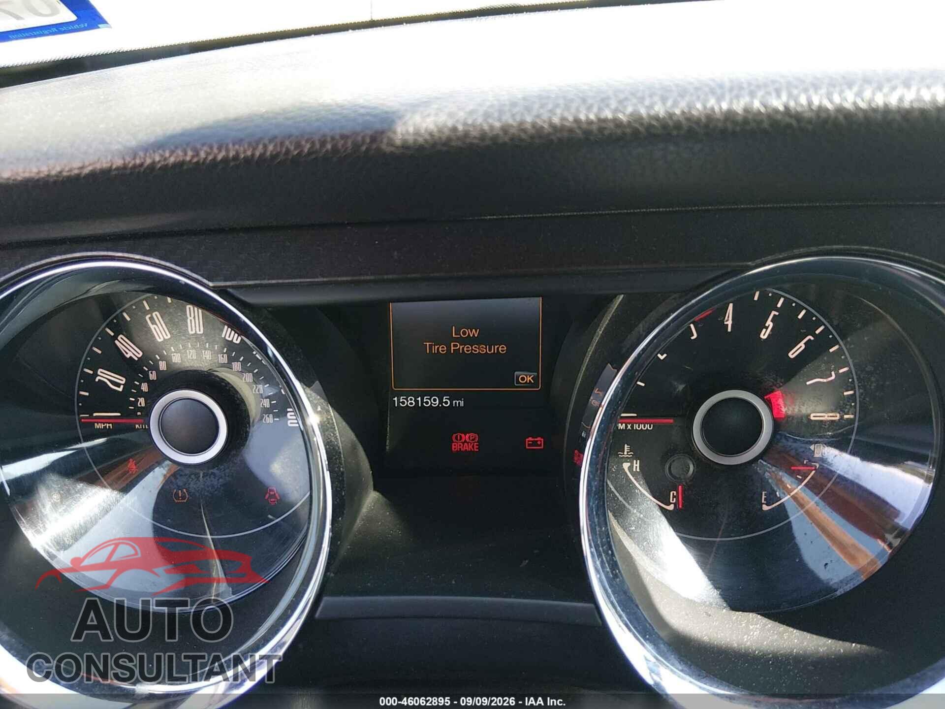 FORD MUSTANG 2014 - 1ZVBP8FF9E5206908