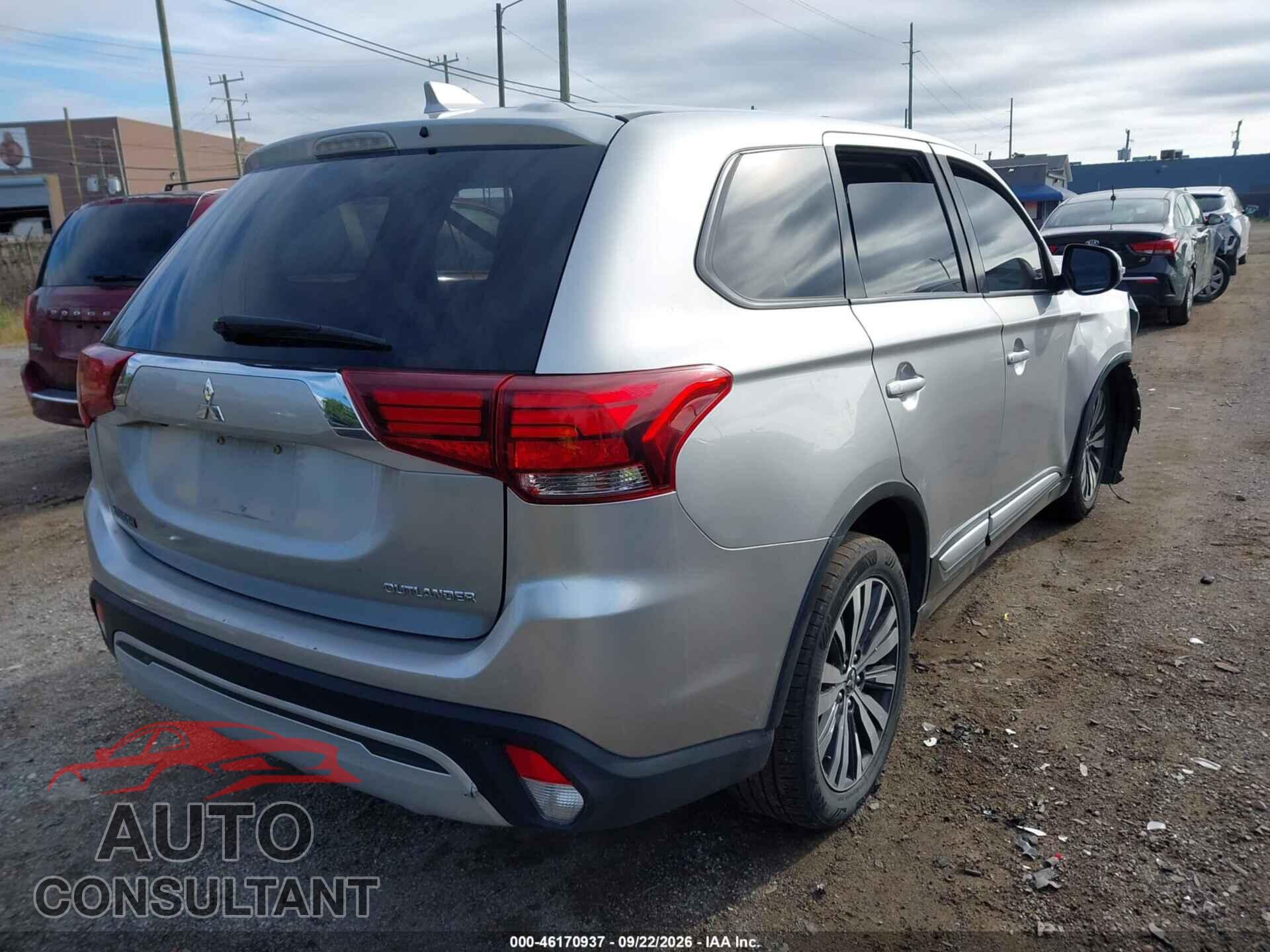 MITSUBISHI OUTLANDER 2019 - JA4AZ3A33KZ044121