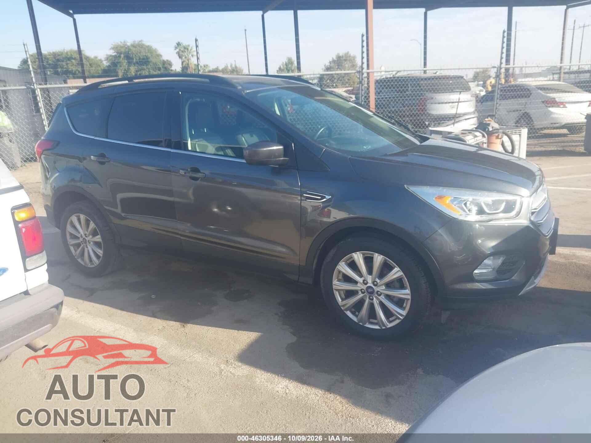 FORD ESCAPE 2019 - 1FMCU0HD4KUC05207