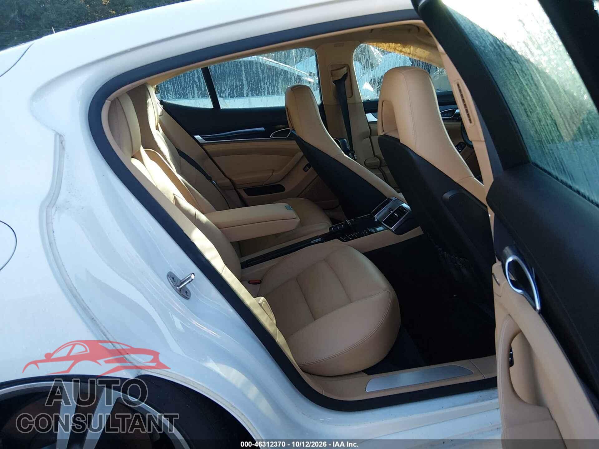 PORSCHE PANAMERA 2015 - WP0AB2A75FL050714