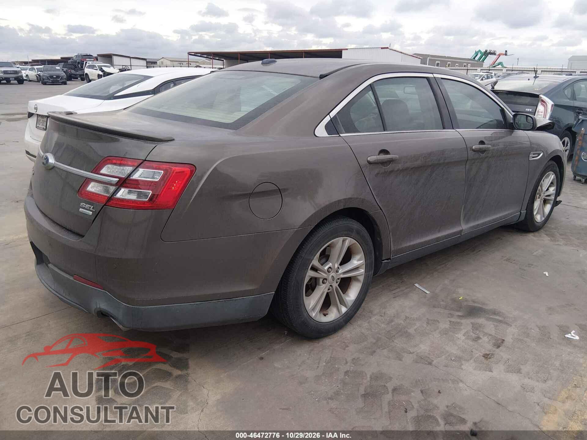 FORD TAURUS 2015 - 1FAHP2E92FG181710