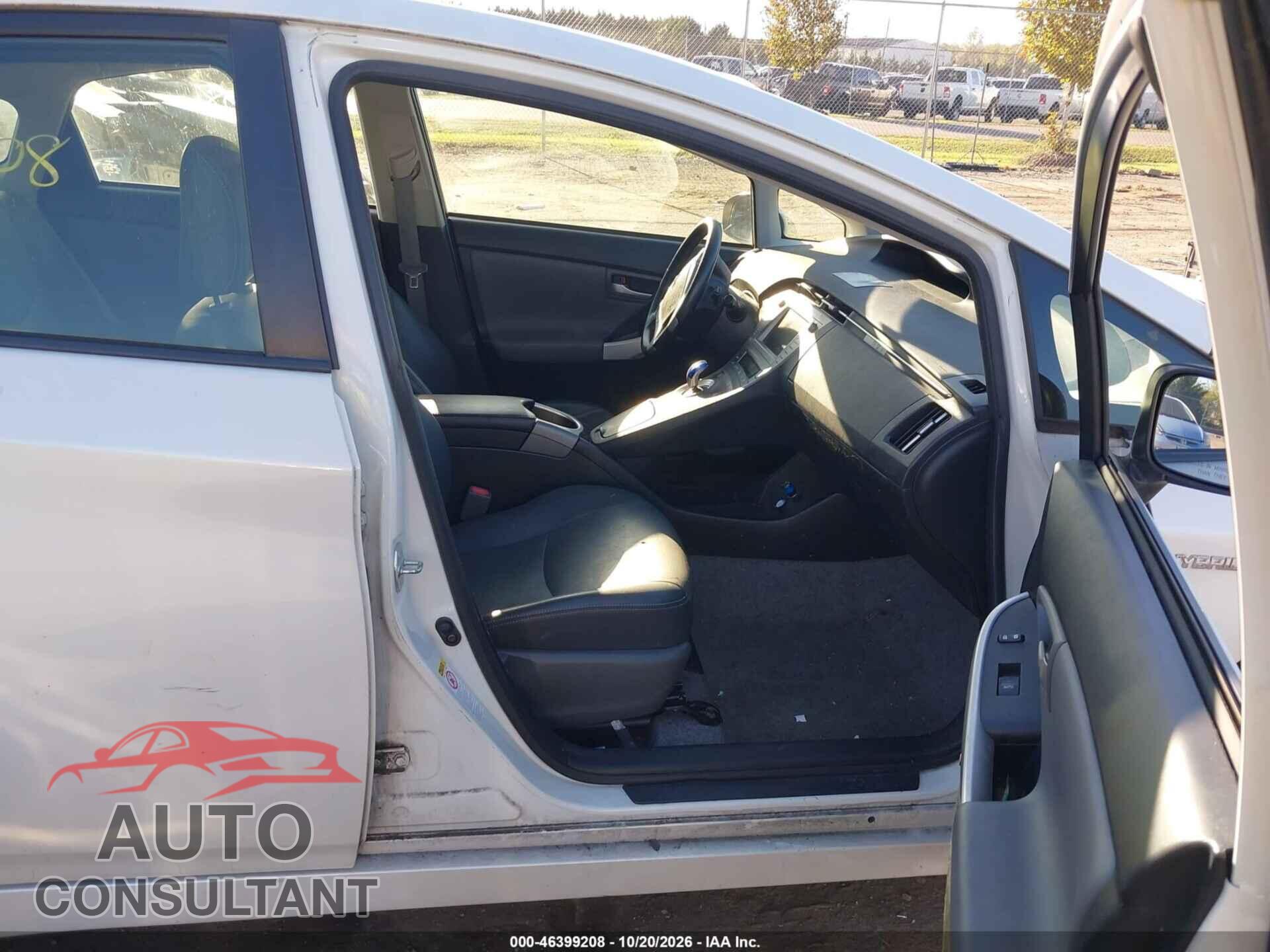 TOYOTA PRIUS 2014 - JTDKN3DU5E1832153