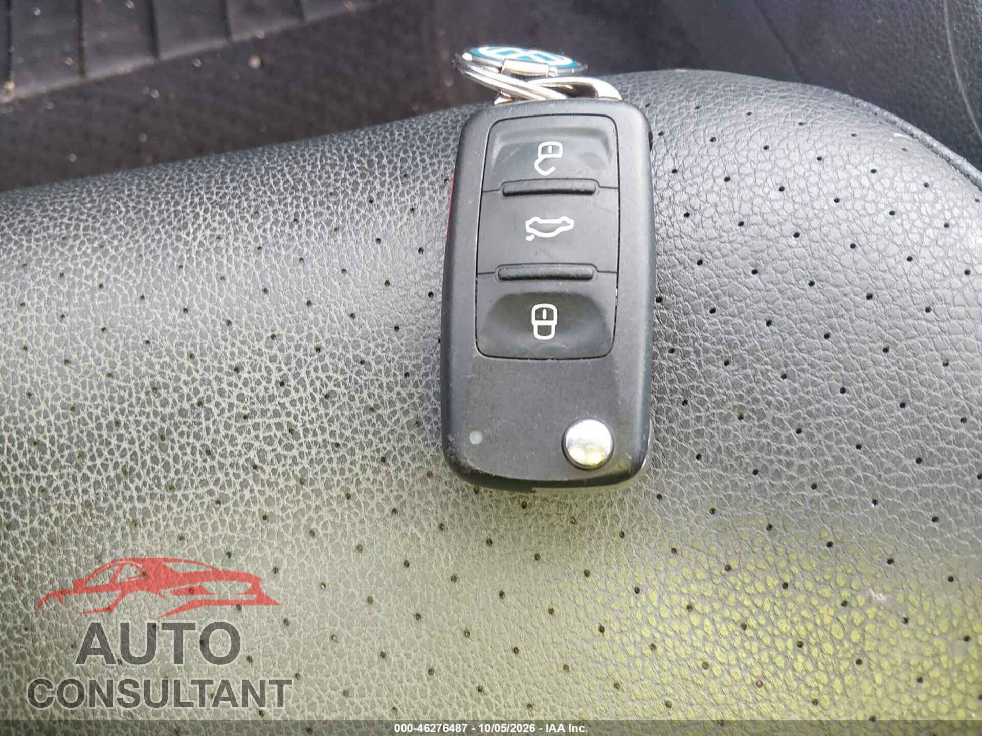 VOLKSWAGEN JETTA 2017 - 3VWDB7AJ0HM366560
