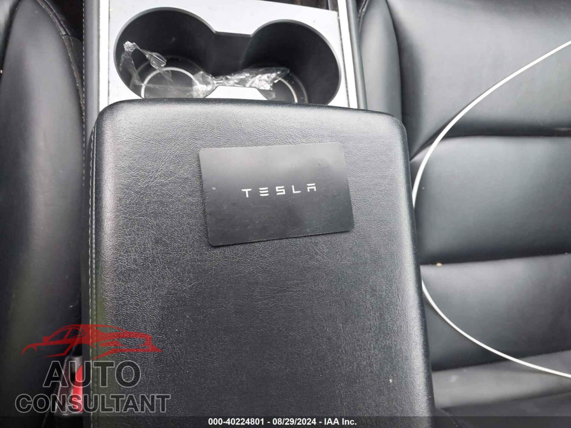 TESLA MODEL 3 2021 - 5YJ3E1EAXMF074796