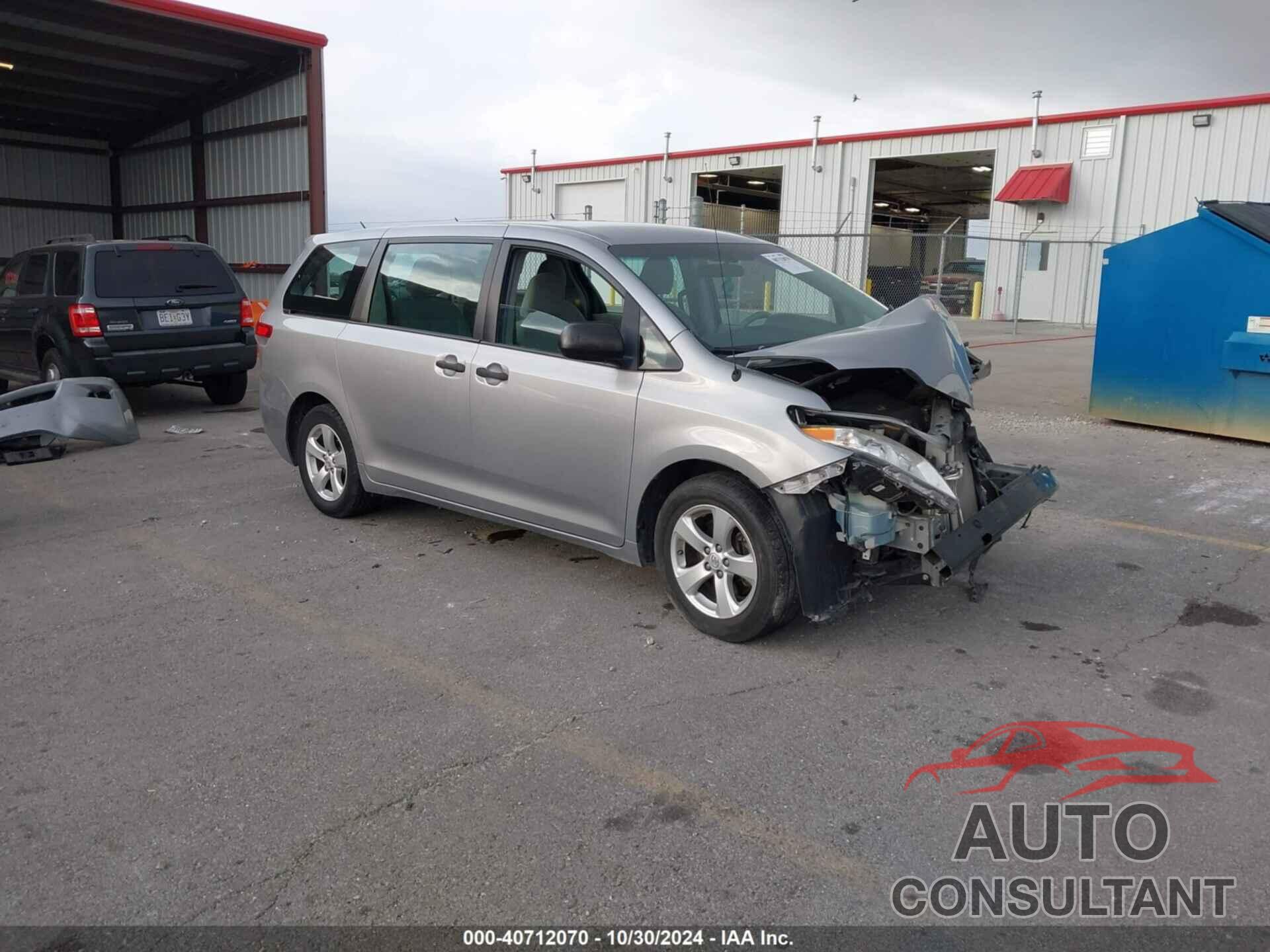 TOYOTA SIENNA 2014 - 5TDZK3DC8ES485497