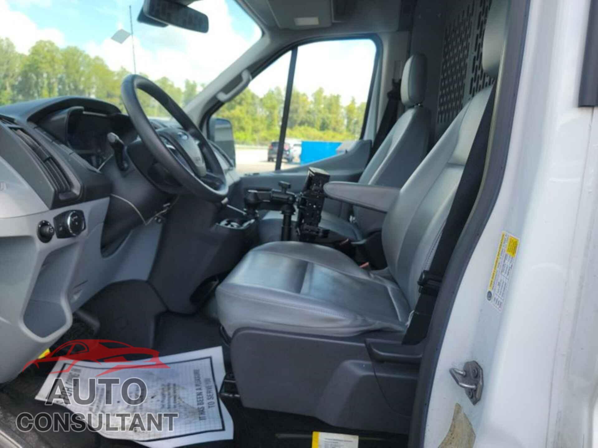 FORD TRANSIT 2019 - 1FTBW2XM8KKB30577